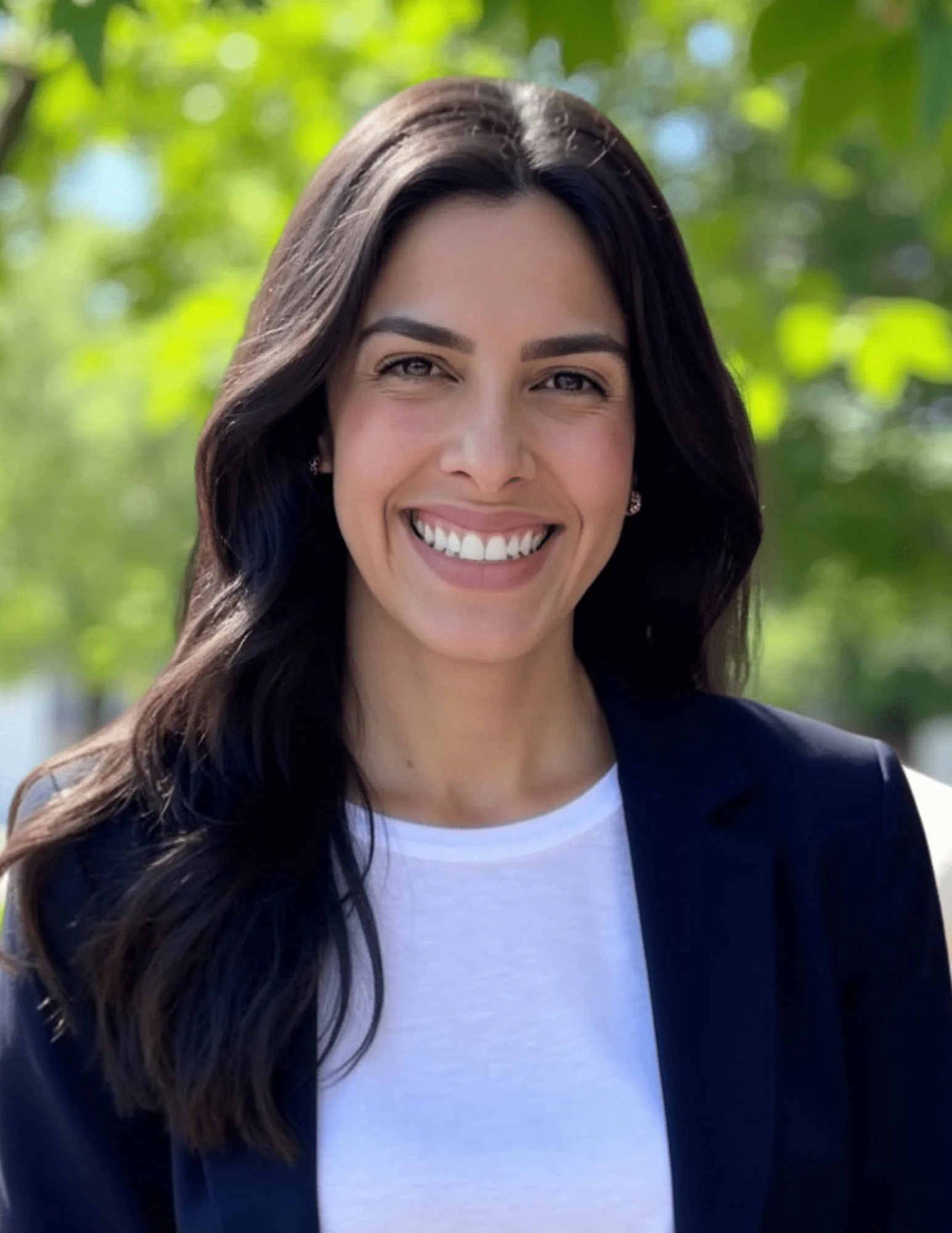 Dr. Alvarez autims expert and child psycholosit specializing in neuropsychological testing in orlando