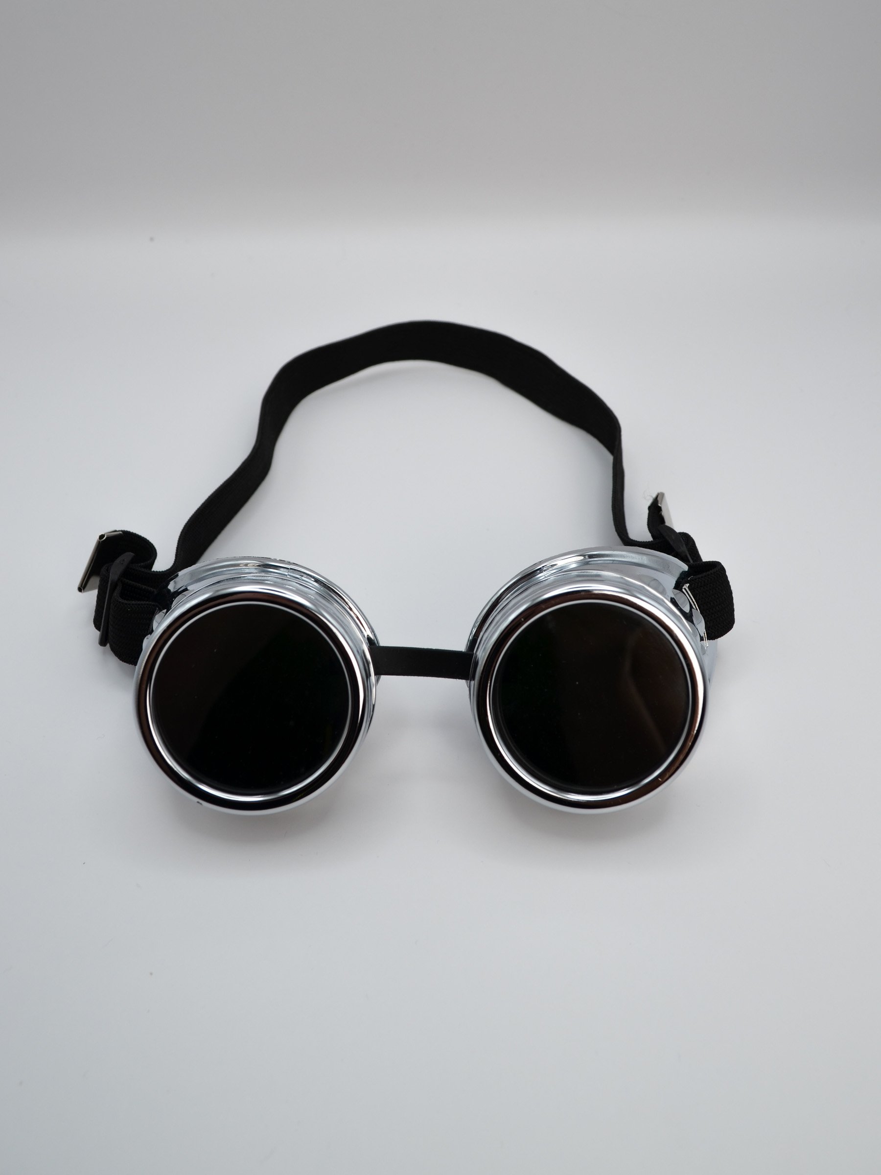 dana-yurglich-fashion-library-steampunk-silver-goggles-accessory-fashion-rental-5.jpg