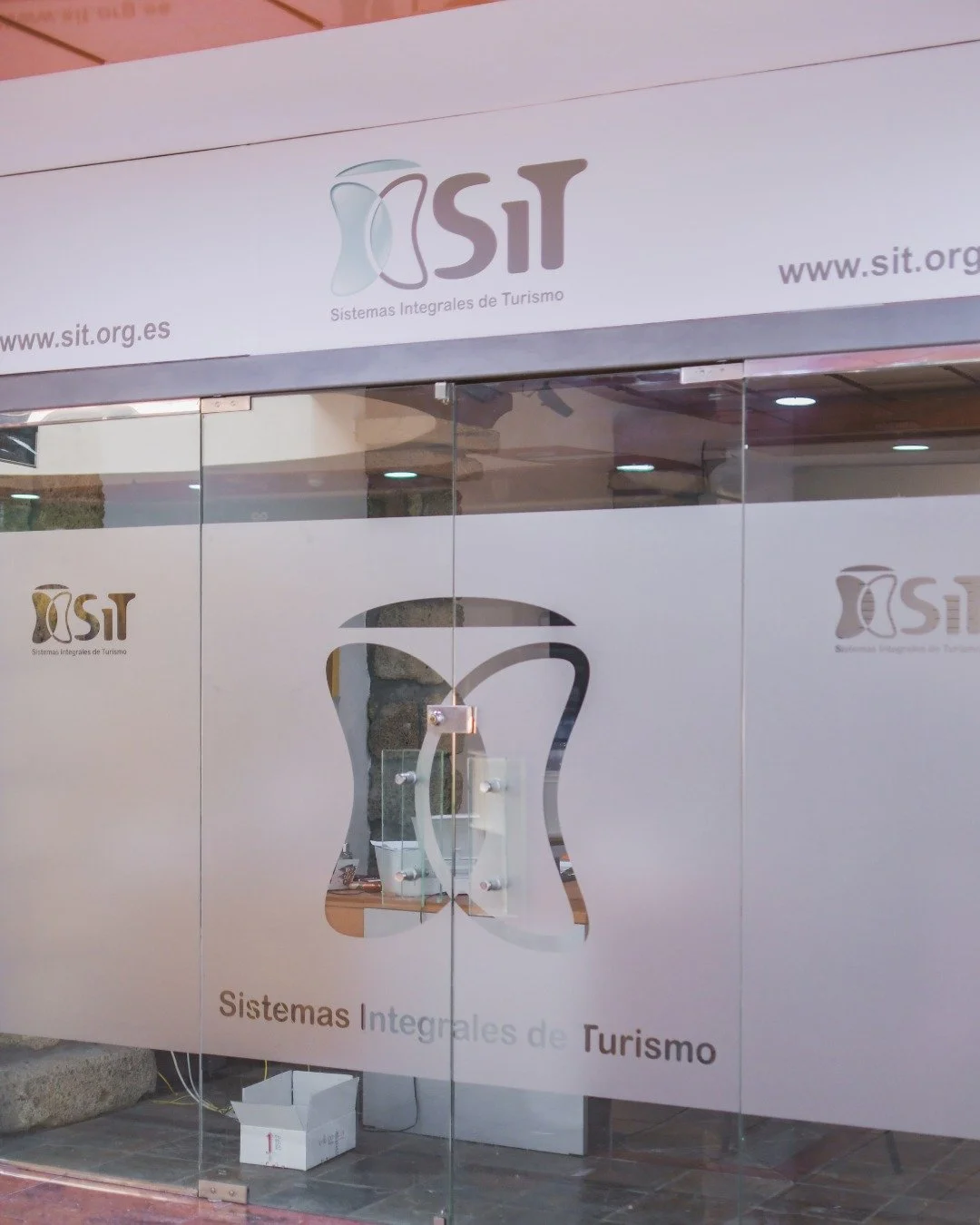 SIT
Sistemas Integrales de Turismo S.L. es una empresa canaria con m&aacute;s de 15 a&ntilde;os de experiencia que ofrece una diversidad de servicios a las distintas entidades del sector p&uacute;blico y privado. 🖥️✨

📞  635 705 226
📲 Facebook: SI