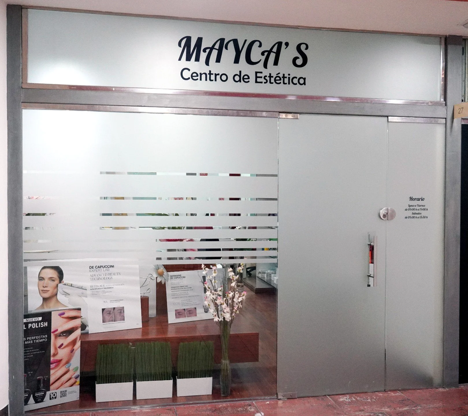 maycas centro de estetica.jpg