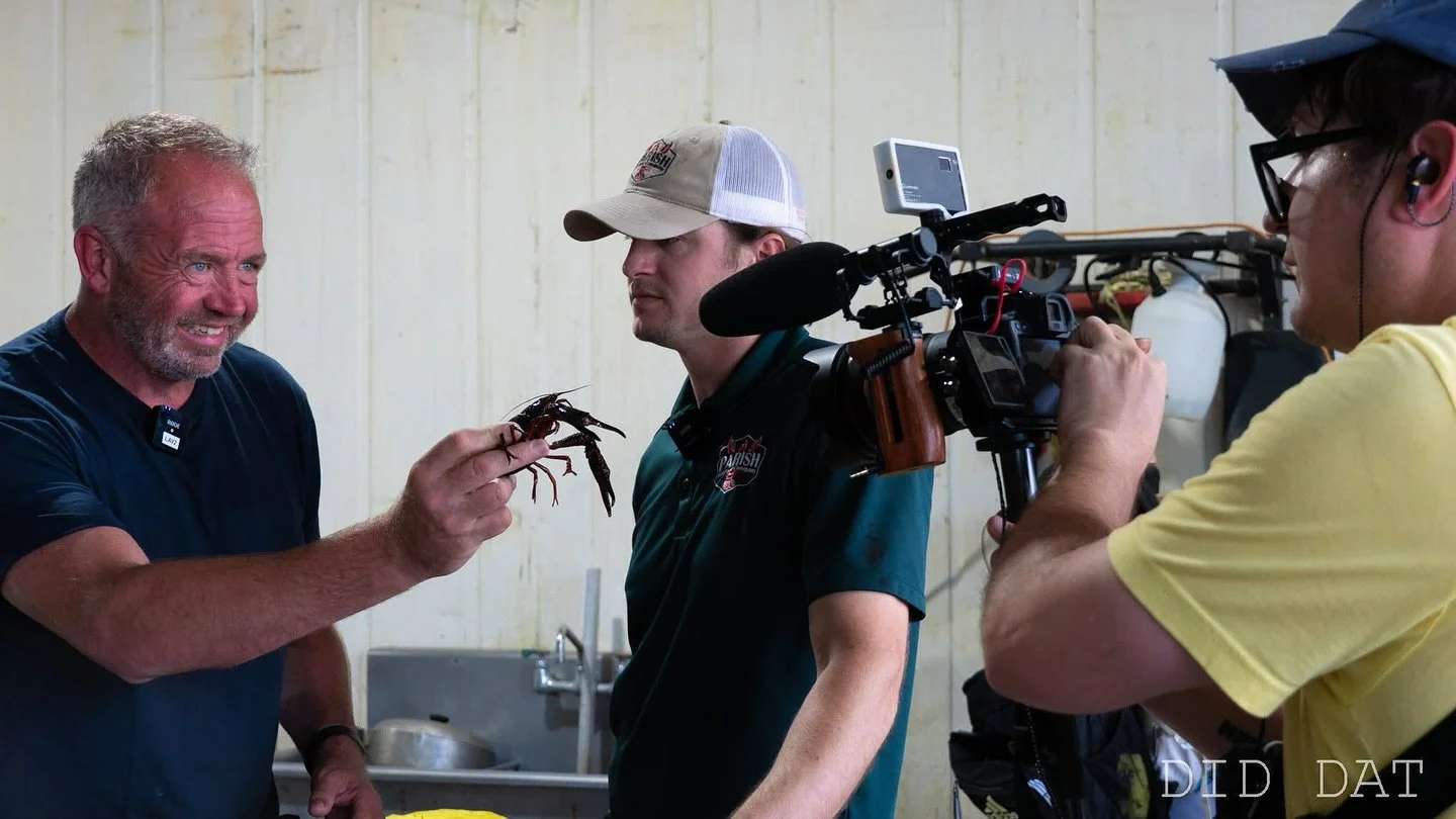Thinking back to our shoot with @parishseafoodwholesale 🦞🦞🦞🦞🦞🦞🦞🦞🦞🦞🦞🦞🦞🦞🦞🦞🦞🦞

Full episode 22 min will be on YouTube and streaming 2026 

Photo by @bellamermaid_ for @did_dat_photography 😇

Host @bohannanbrad 🦞🌎 #EatTheWorks 

#cra