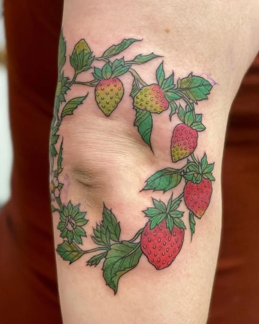 Another little strawberry design by Emily Eastman. 🍓

To secure your next appointment with Emily please contact the studio directly or book online at: https://www.ardesignsnorthadams.com/emily-eastman

Contact:
bookingardesignsna@gmail.com
413-398-6
