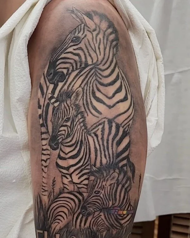 Ready to book your next appointment? Studio Owner &amp; Resident Artist Alexis Rosasco is currently accepting appointments. 

To book an appointment with Alexis please visit: https://www.ardesignsnorthadams.com/alexis-rosasco

Contact:
bookingardesig