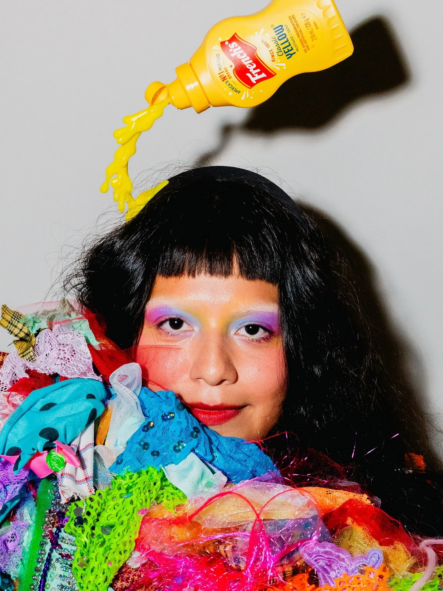 @zoegrinfeld @dapperq @brooklynmuseum 🫶✨ 

Key MUA @byrdartistry 
Looks executed by yours truly @tabslookbook 

Designer: @zoegrinfeld
Photography: @shotsbyless 
Headpieces: @pearlsandswine
Key MUA: @byrdartistry
Assistant MUA: @tabslookbook
Nails: 