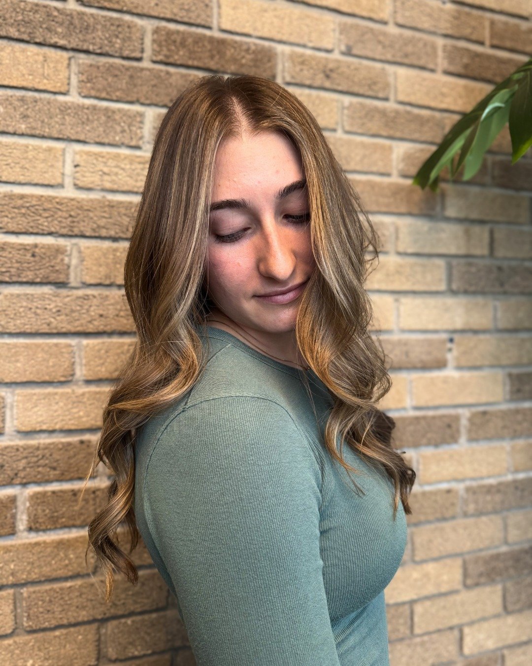 t e d d y  b e a r  b r o n d e 🧸

creating brightness and dimension while keeping everything lived-in ✨

using @davinescolor @davinesnorthamerica