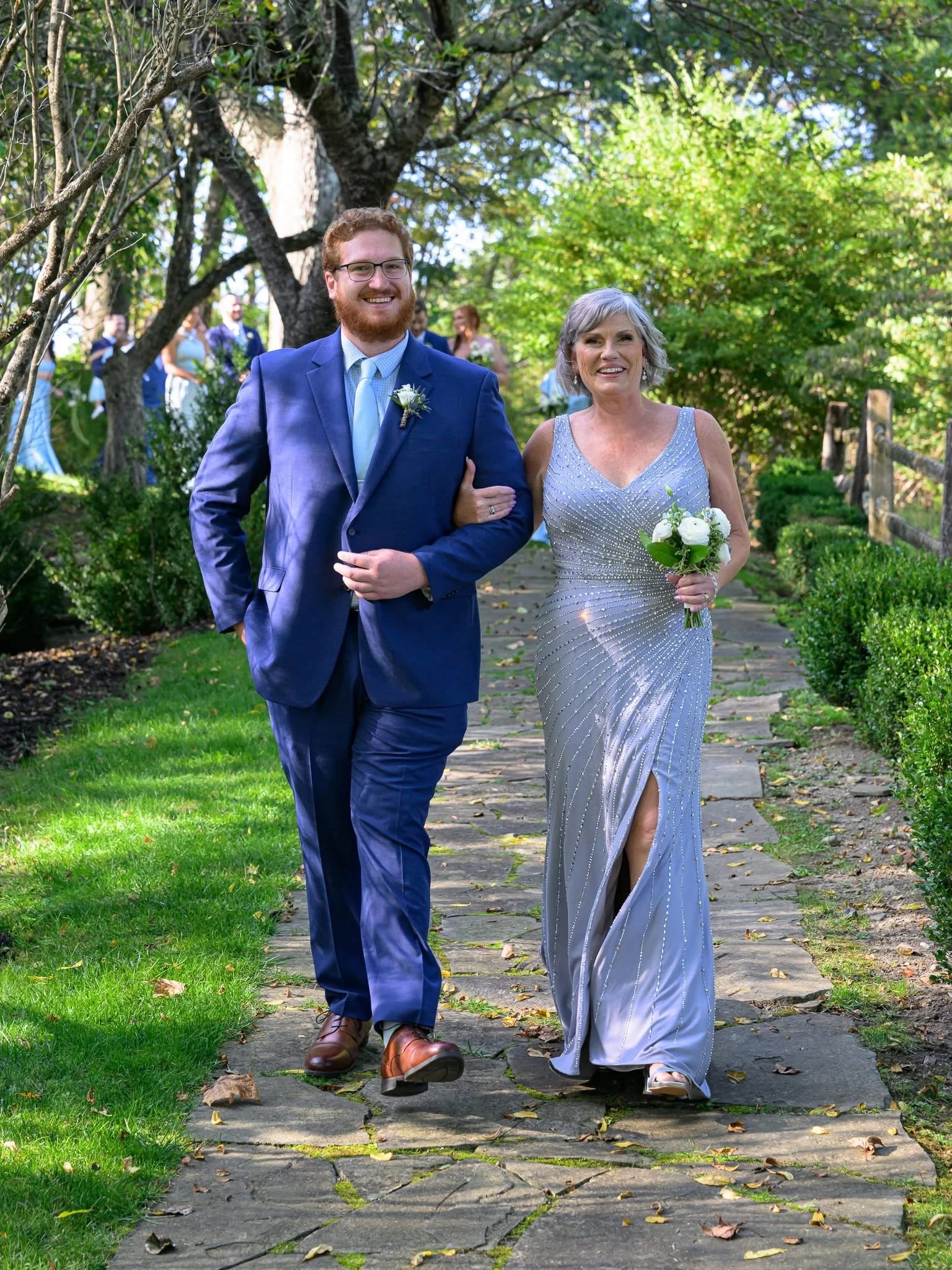 Booking by Tabslookbook