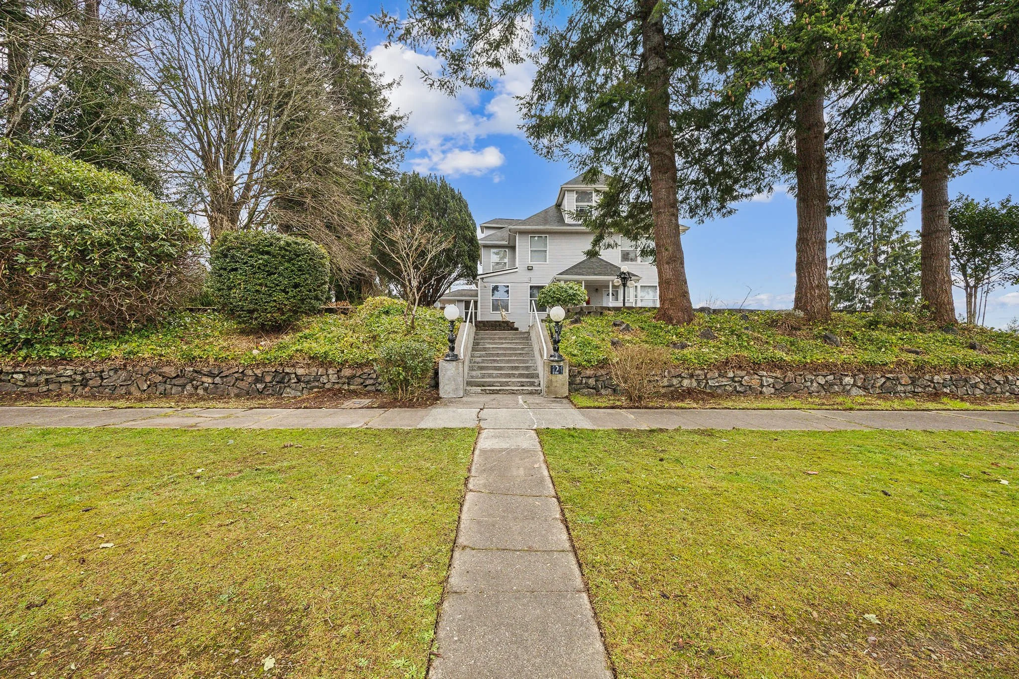 121_W_3rd_St_Aberdeen_Washington_98520-Exterior-IMG_4496.jpg