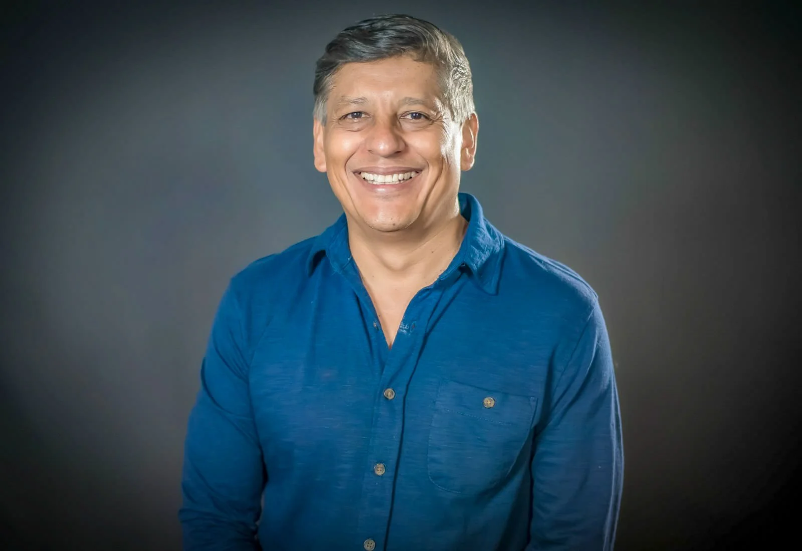 Ricardo Nunez headshot.JPG