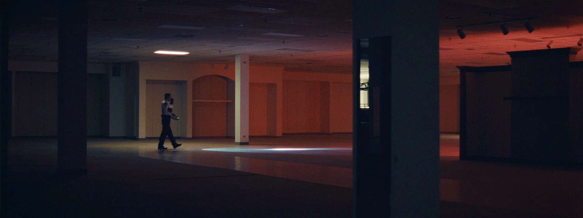 TheSpaceBetween_BloodyDisgusting03.jpg