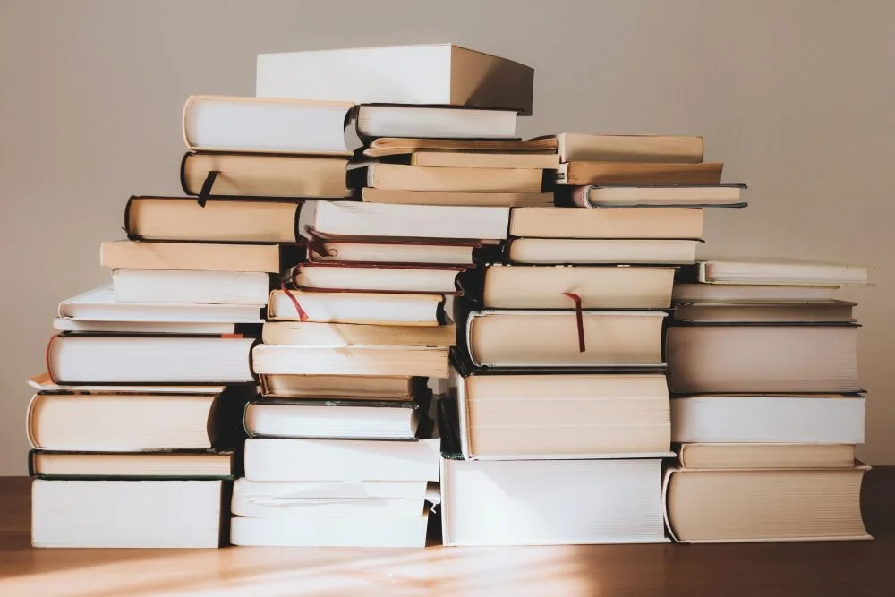 pile_of_books-1000x667.jpg