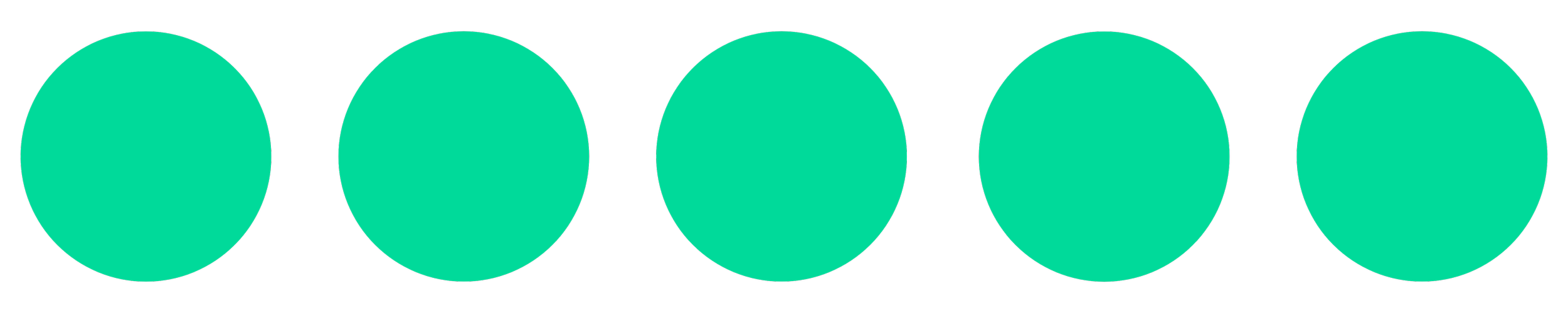 Cinco círculos verdes em uma linha.