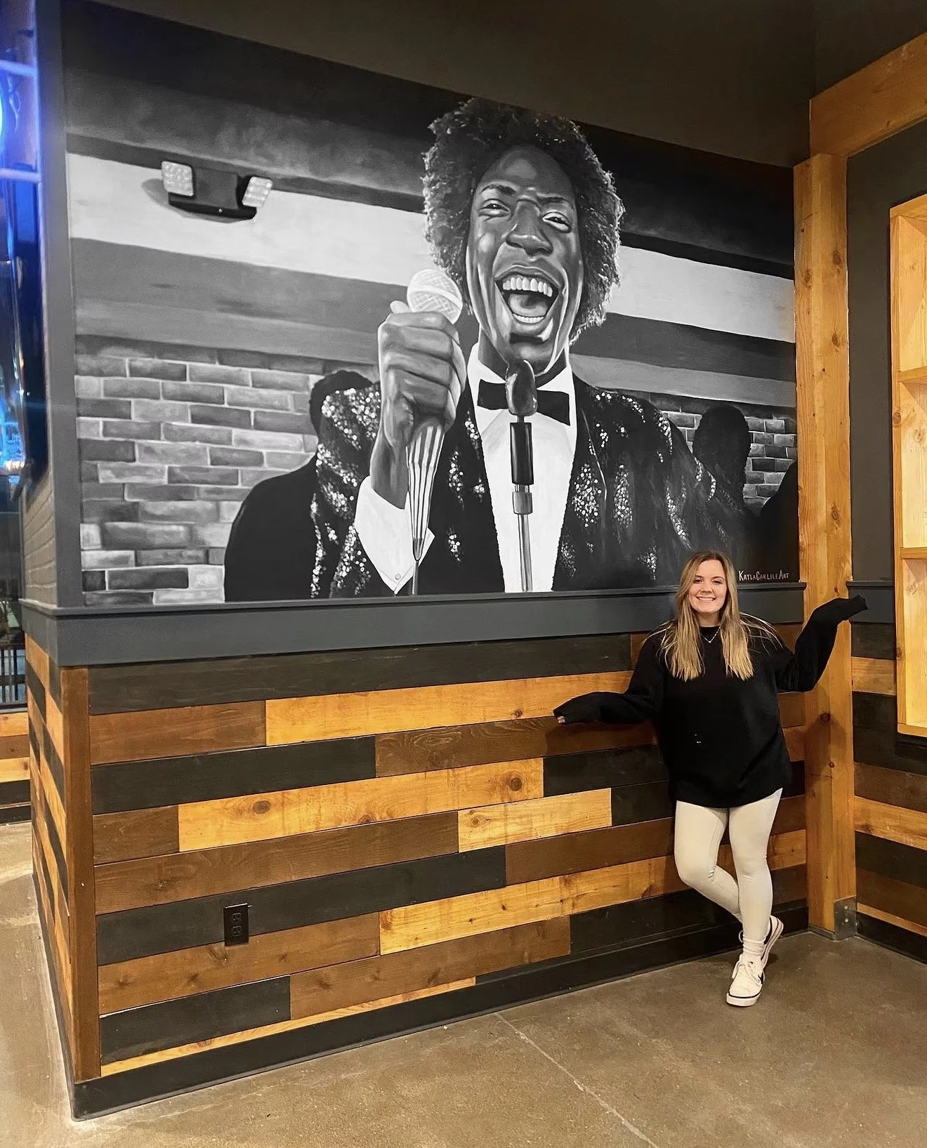 Oregon Legends Murals - Killer Burger Eugene
