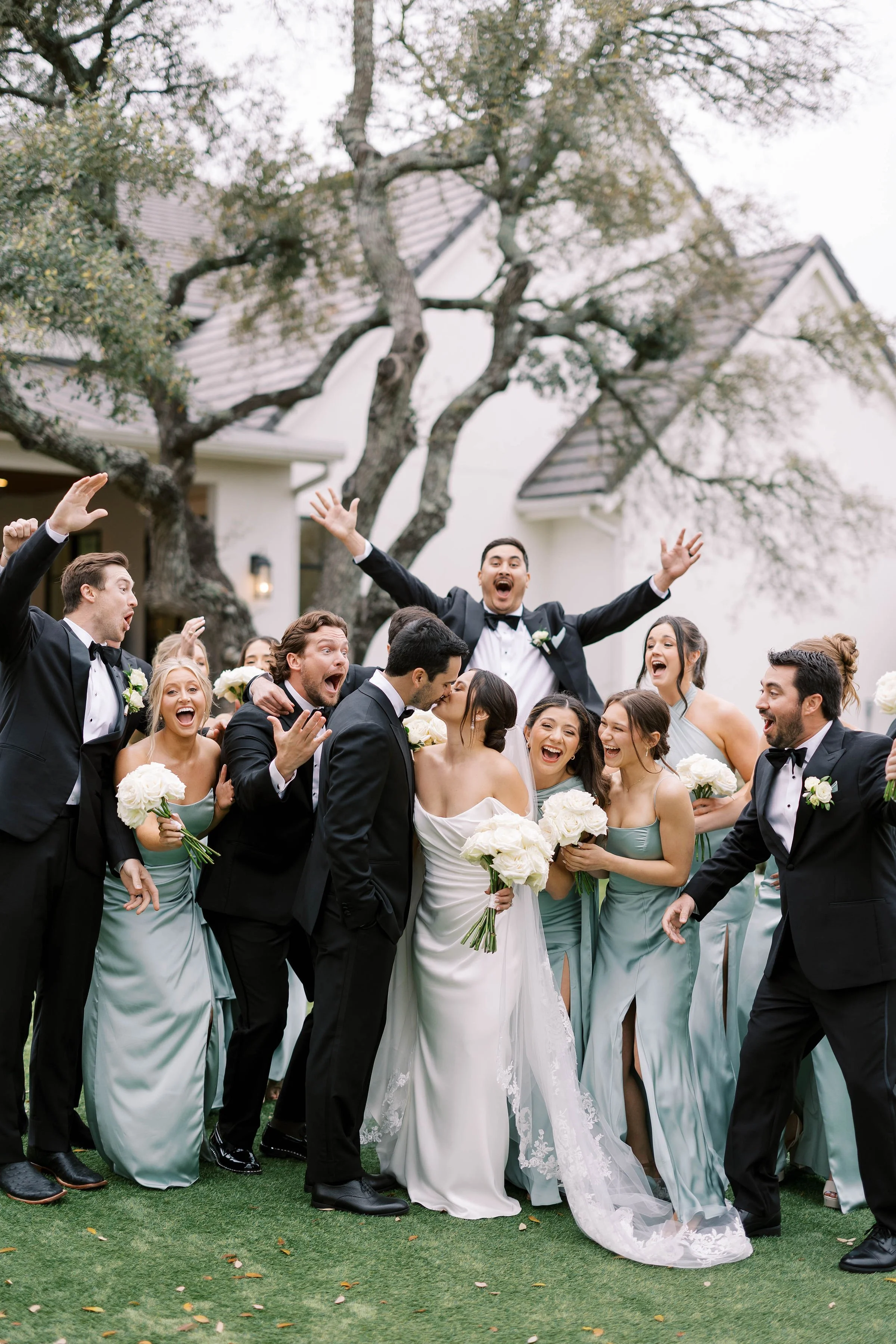 Diana-Brewer_Meggie-Ryan_5WeddingParty-21.jpg