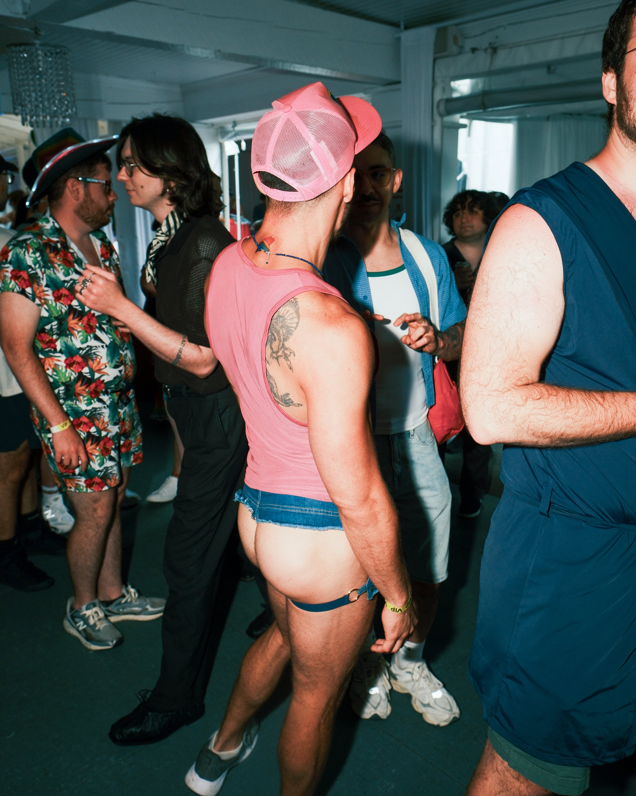 strut-6163.jpg