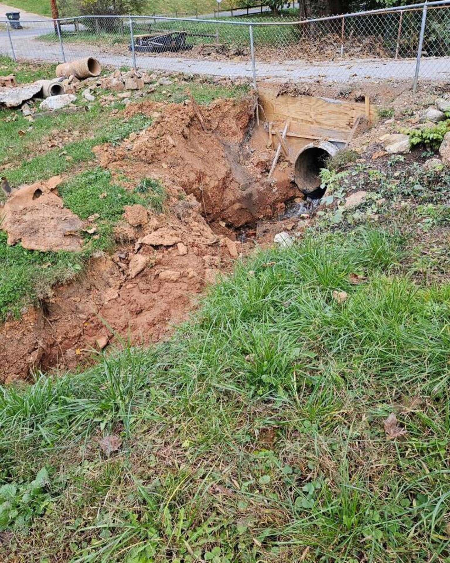 Client had us come out and rectify some major errosion and culvert failures following some new road maintenance. 60&rsquo; of 36&rdquo; culvert &amp; about 100 yards of backfill, seed &amp; straw mat. Got them all good as new. We were able to extend 