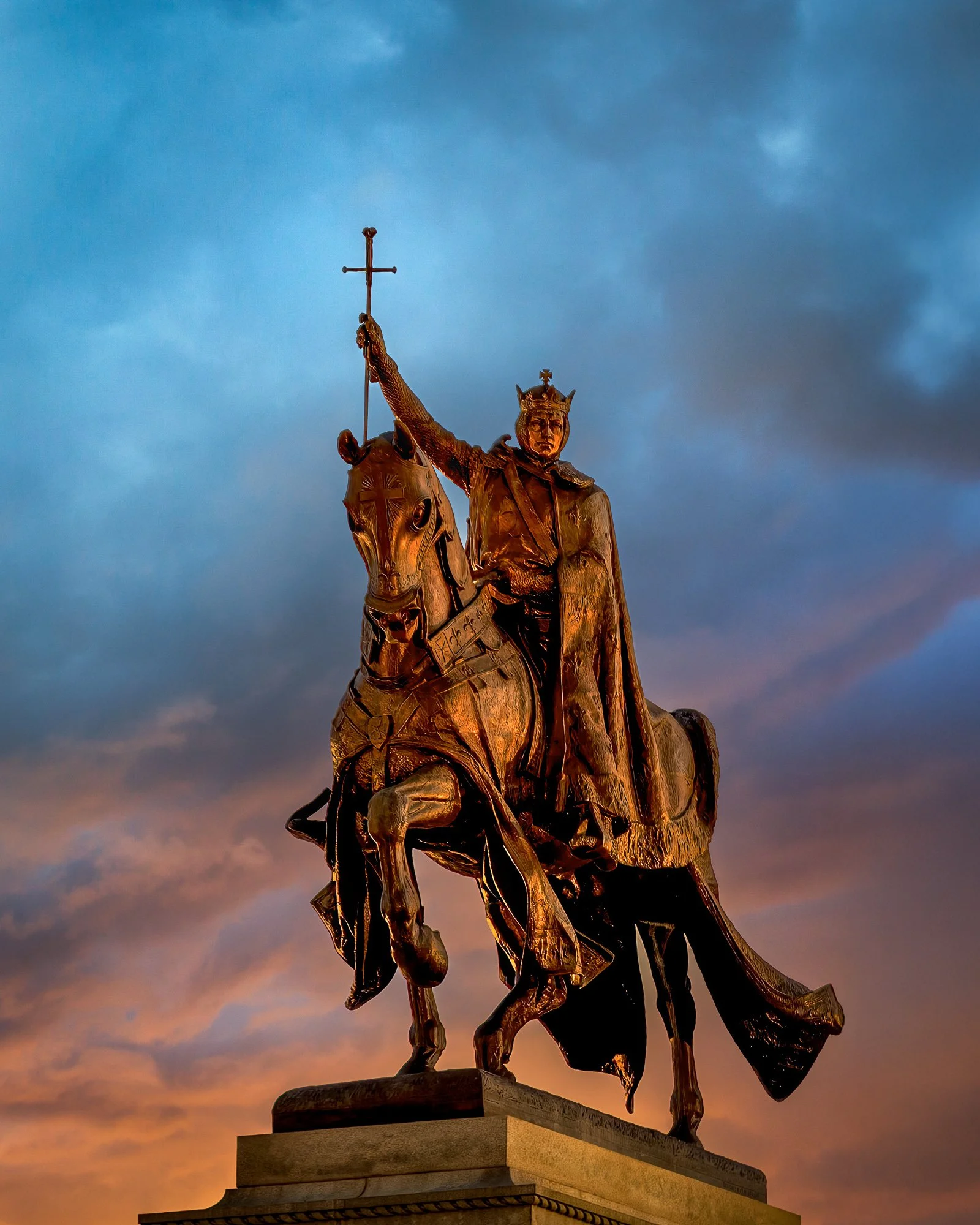 The Bronze King of Art Hill