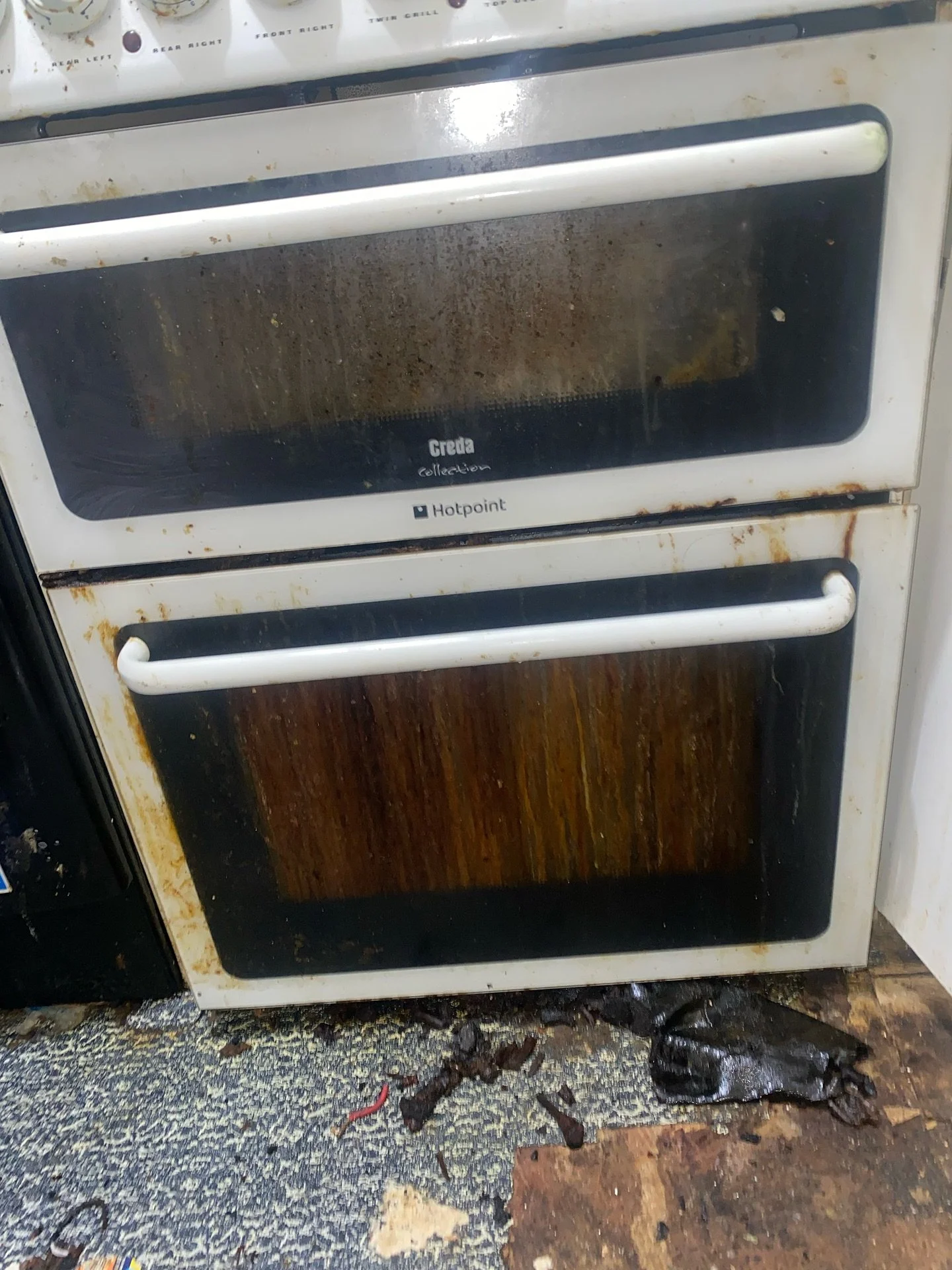 Here at Sanitary Cleans Our Cleaners Have The Cleaning Solutions To All Your Problems

Click The Link In Our Bio To Book Today.