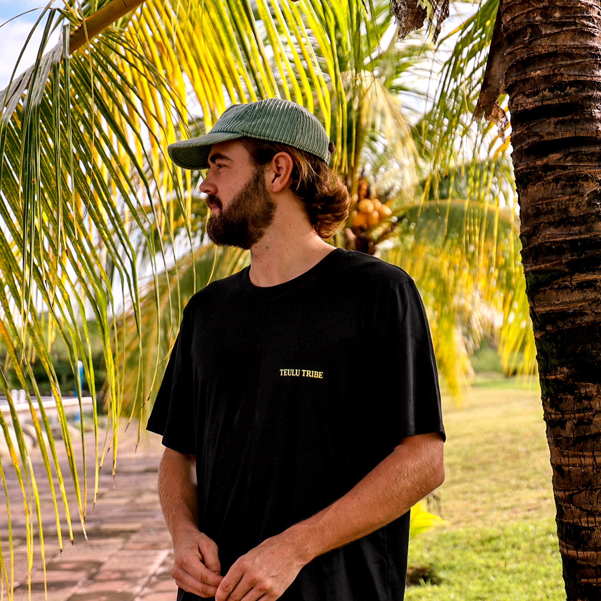 Hawaii Mens 2.jpg