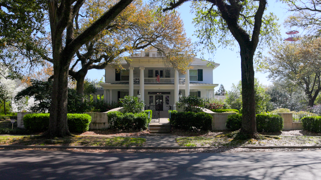 Visit Laurel & Jones County