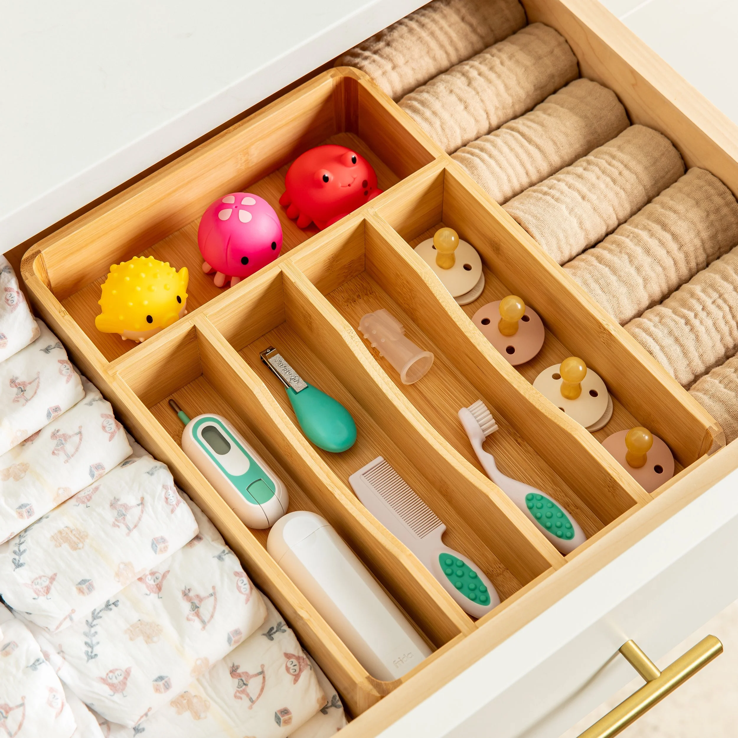 5 Drawer Lifestyle 1.jpg