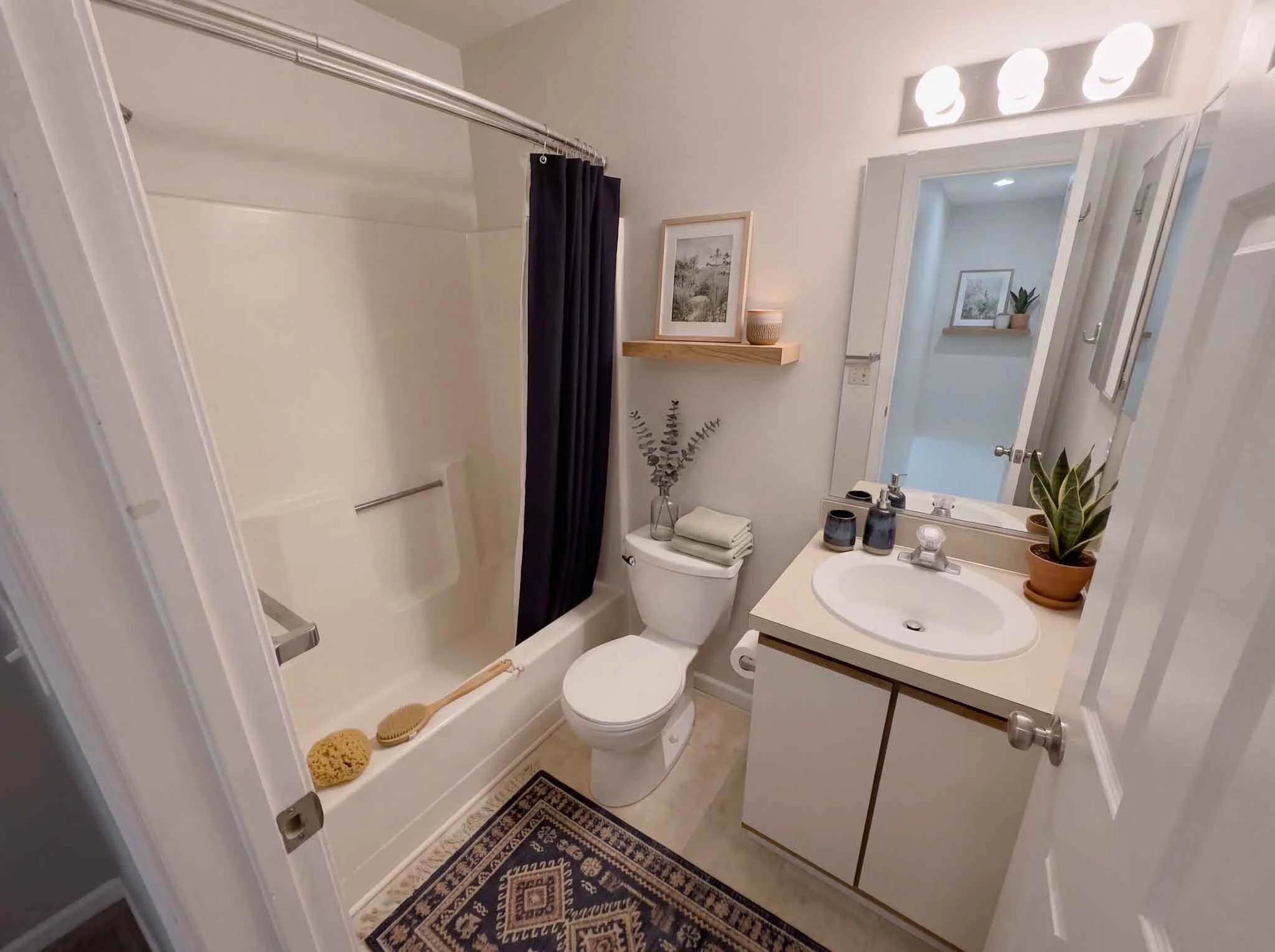 Unit 5 Bathroom
