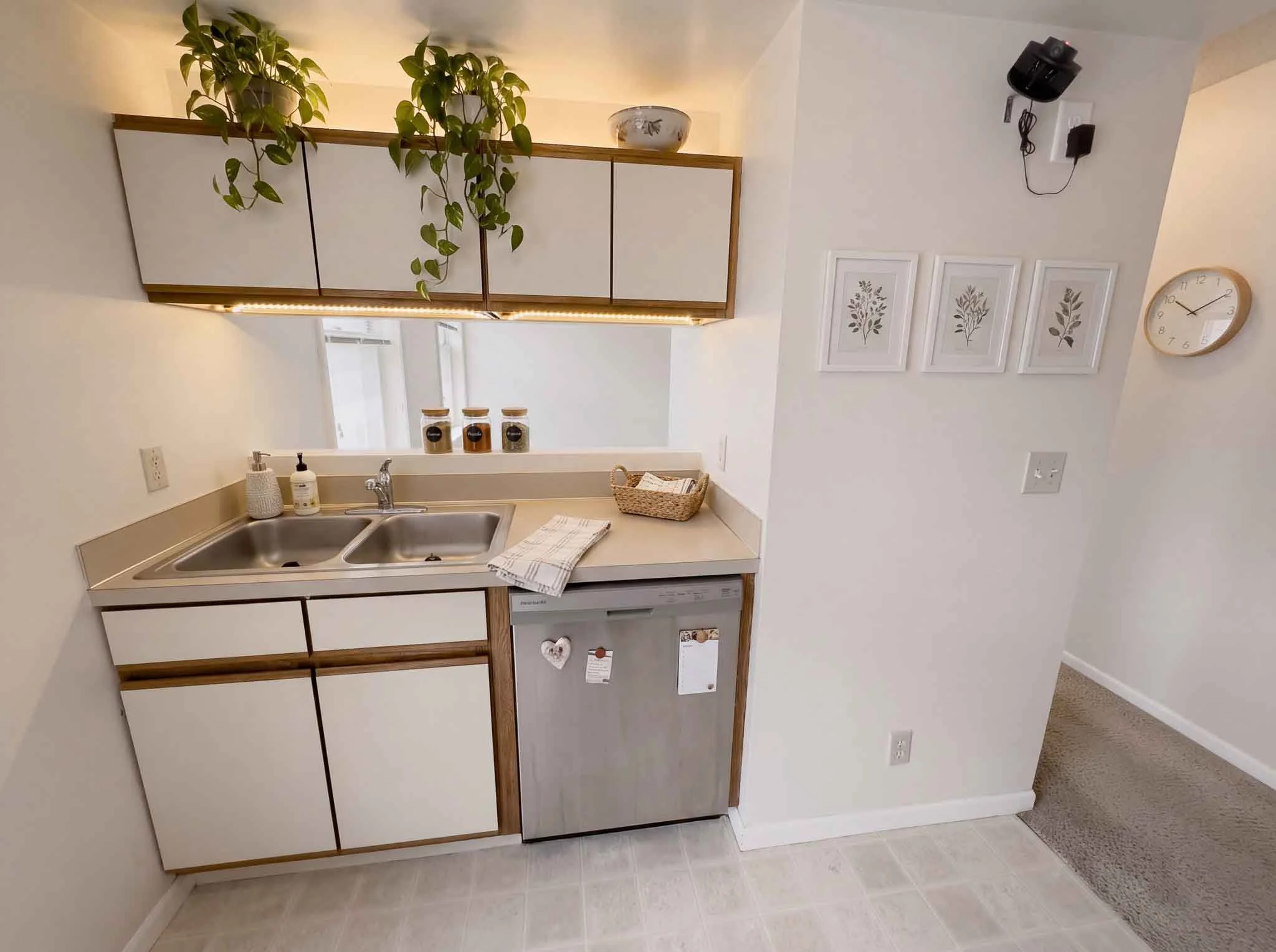 Unit 8 Kitchen