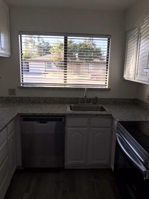 1410 Cembellin #B Kitchen.jpeg