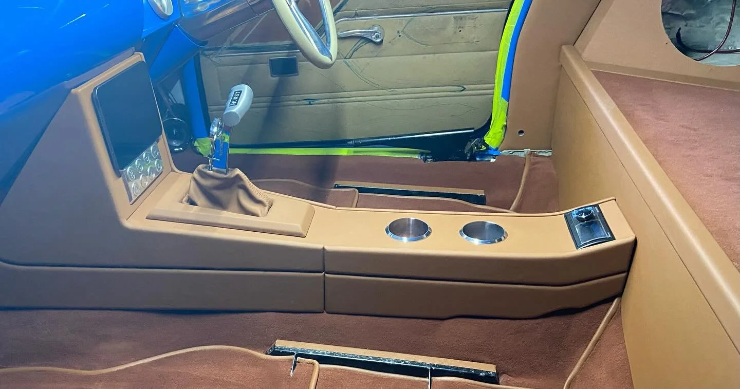Carpet and console done on Matt&rsquo;s Hq in the last week. A few hrs in this set up. Came up really nice. About half way through now. 
#holden #hqute #customtrim #leatherwork #handmade #triktrim