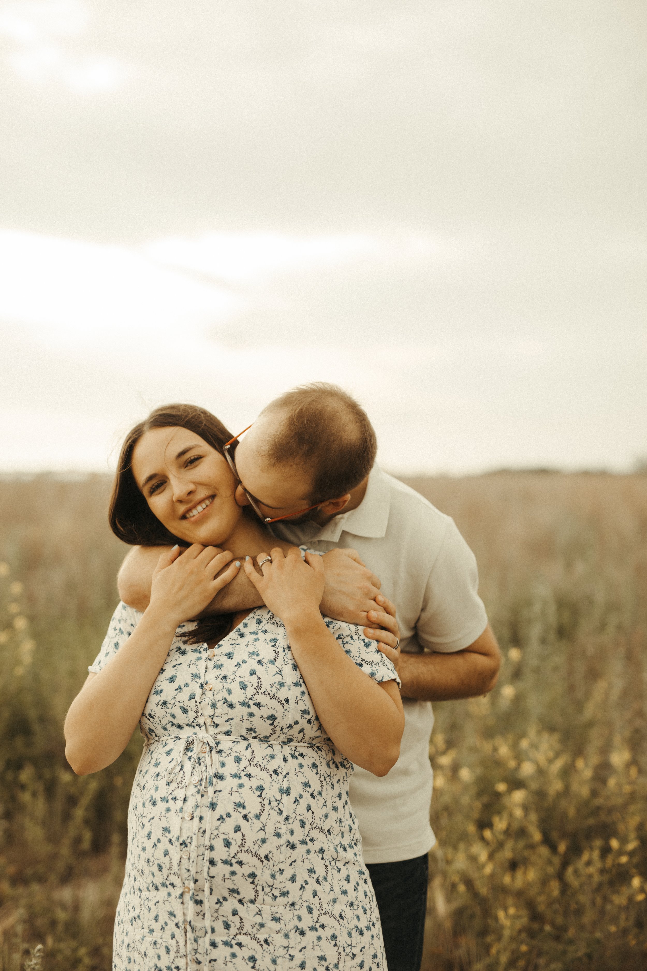 Jasmine + Adam {maternity] (28).jpg