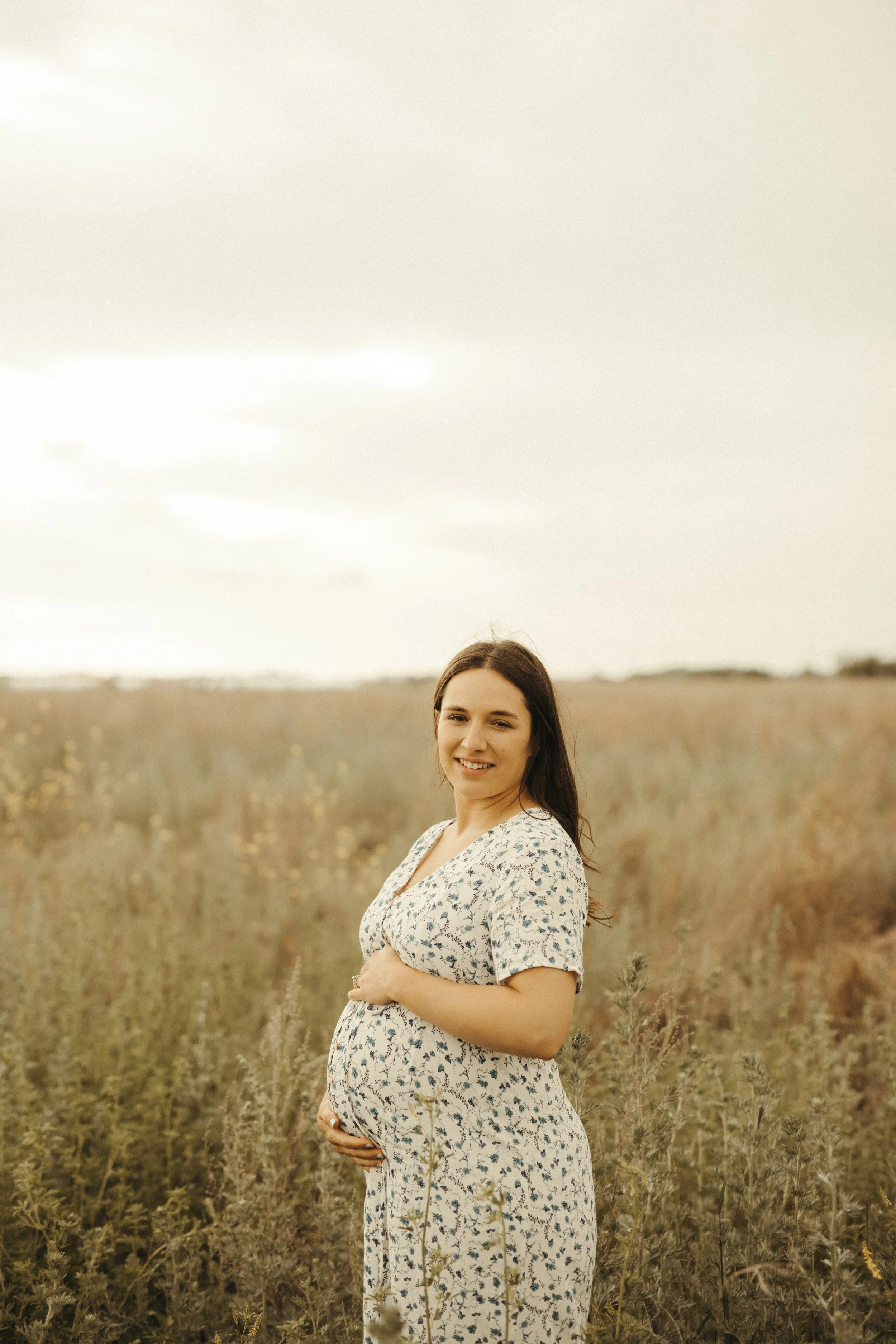 Jasmine + Adam {maternity] (38).jpg