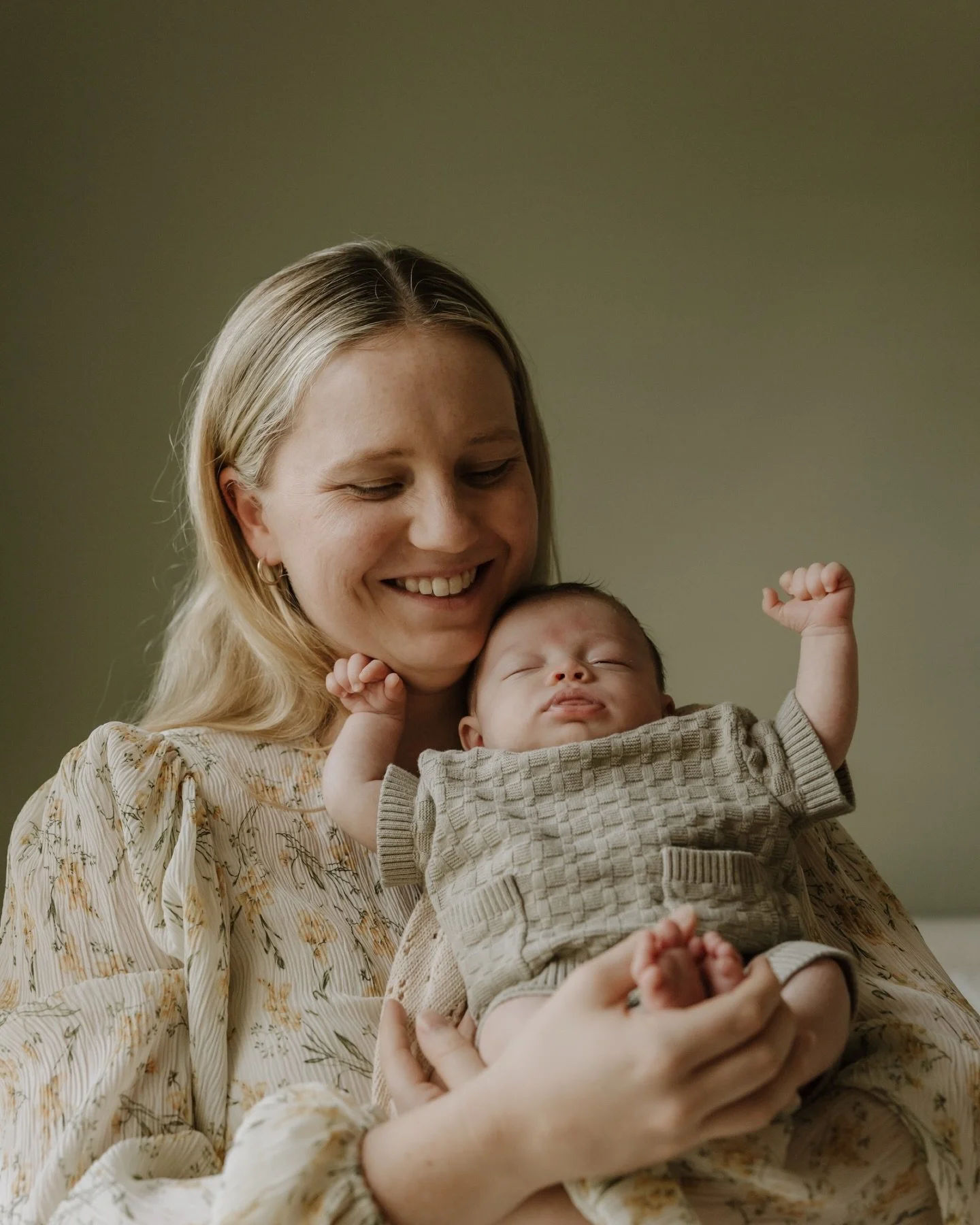 I love the little personal touches mamas weave into their story for me to capture.

This wholesome in home newborn session made only more special by the sentimental pieces this beautiful mama added in for her little boy. 

The care, the thoughtfulnes