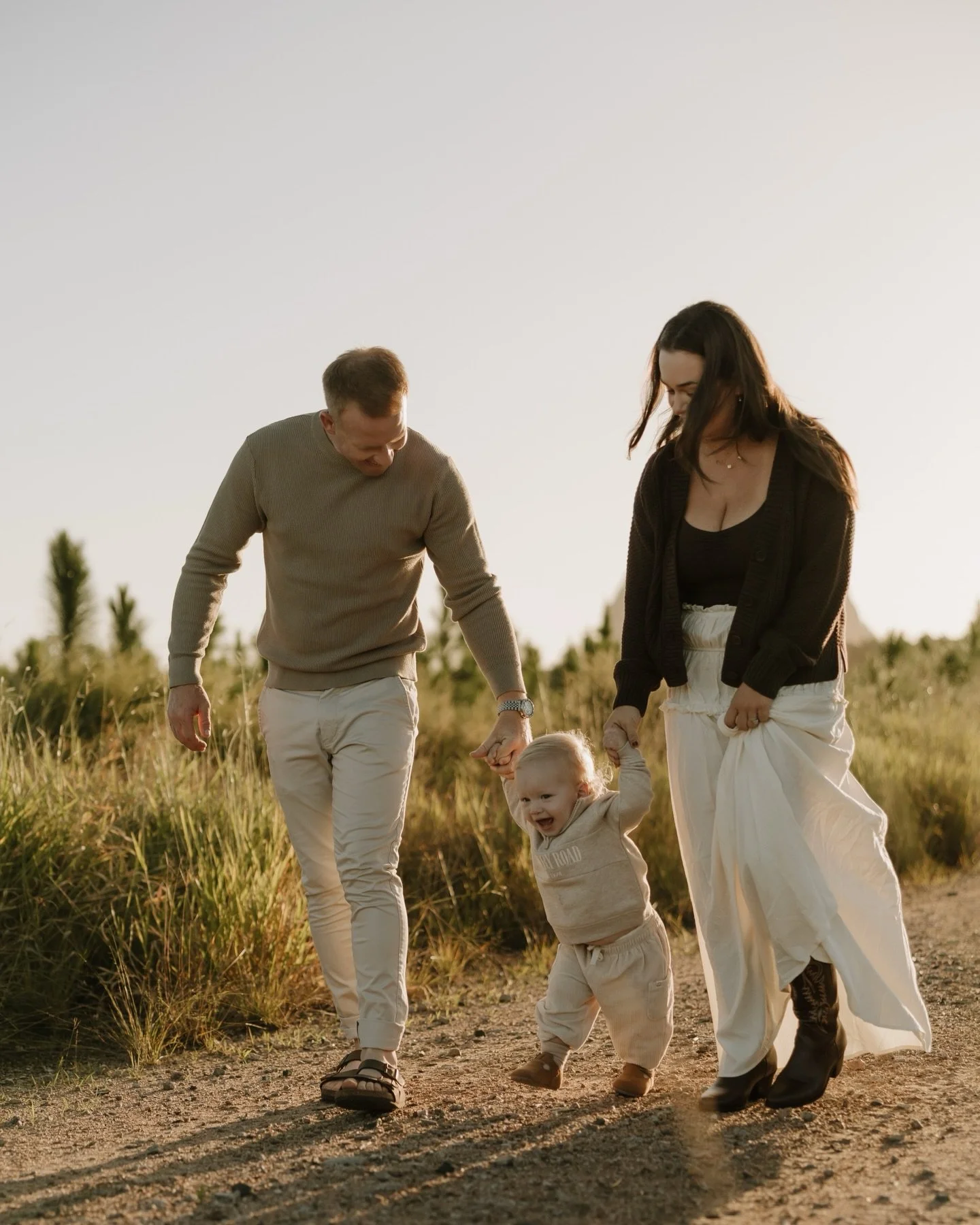 I can&rsquo;t help but smile. 
That this is what I call &lsquo;work&rsquo;.

Documenting the love and affection of this sweet family.

Watching this little boy explore and play and connect with his parents.

And the best part? They are all present in