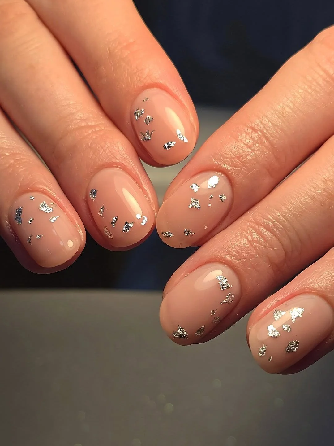 The sweetest, subtle-ish sprinkling (read: meticulously hand-placed) of silver ✨️ 

💅🏼 service: gel removal + structured gel manicure + level 3 nail art

Using @lightelegancehq JimmyGel in Ideal Pink + SkinnyJimmy to encapsulate @gel_inc_supplies