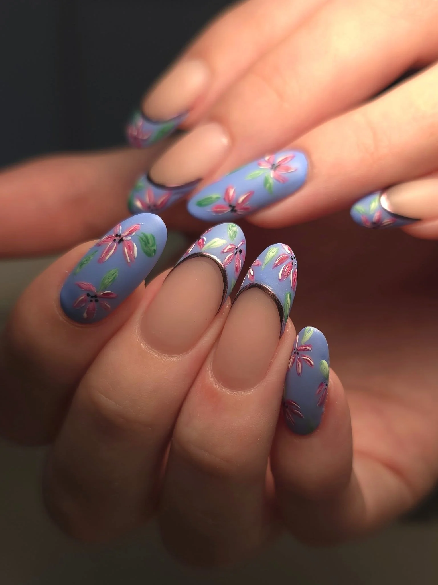 My favourite thing to hear when you have booked the "I don't know what I want" art, is that i have 100% free reign, no colour requests, no events to work around, no real vibes! 

Sometimes I know what I want to do, other times, like this se