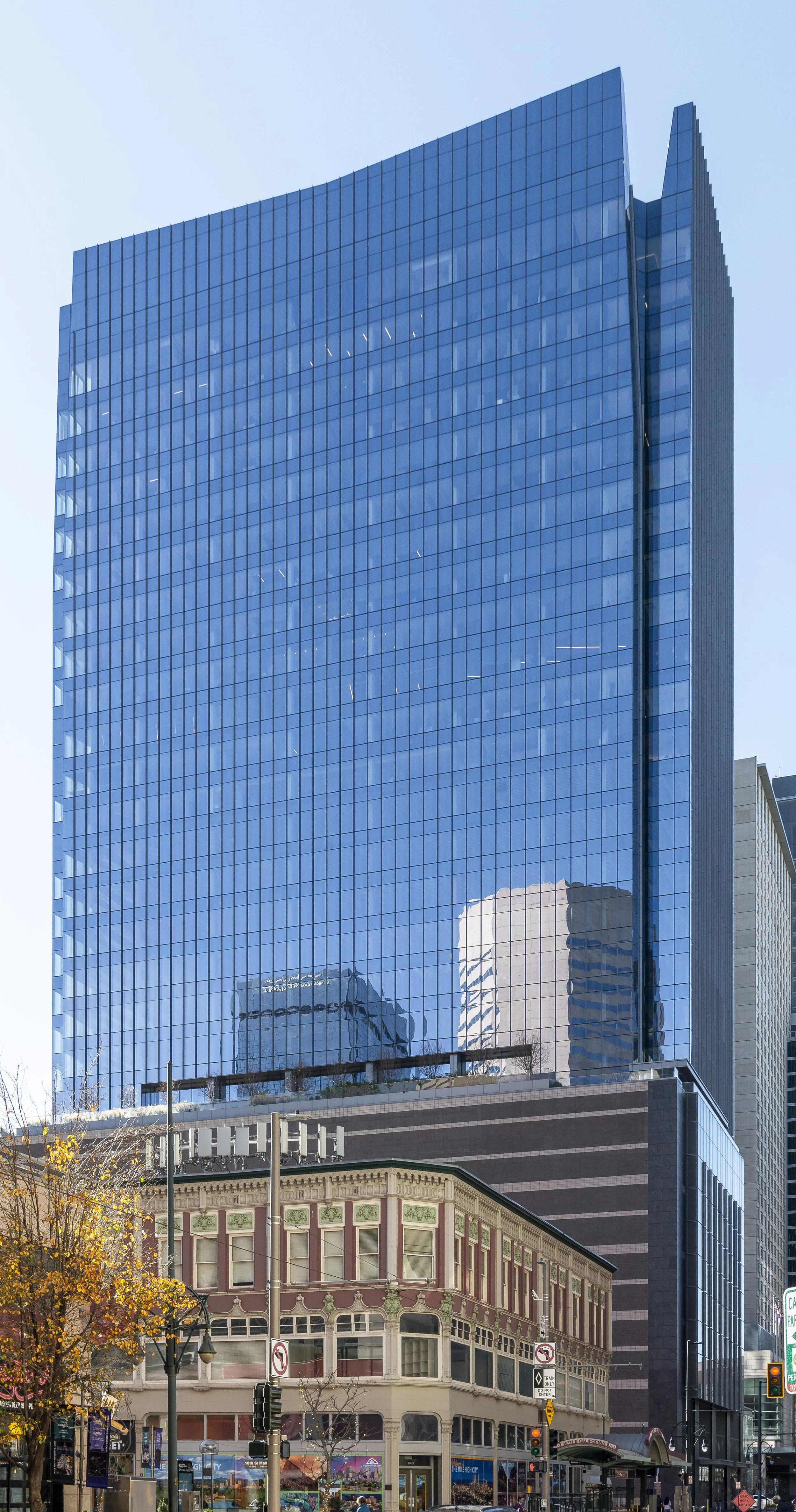 Block 162   |   Denver, CO   |   Viracon