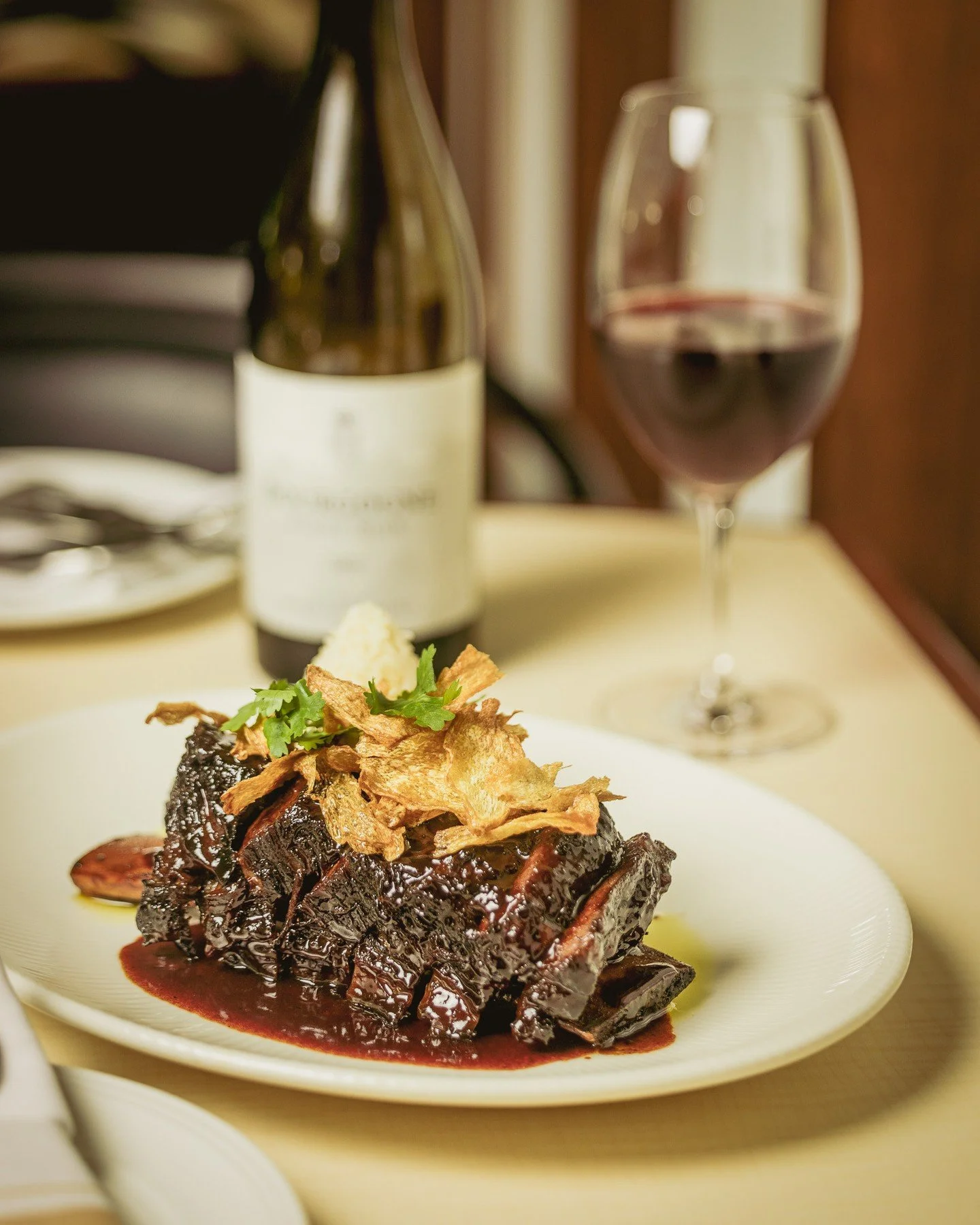 Sticky Beef Short Rib and a glass of, anything really.⁠
⁠
#sgdinner #hollandvillage #chipbeegardens #sgfoodie #singaporedining