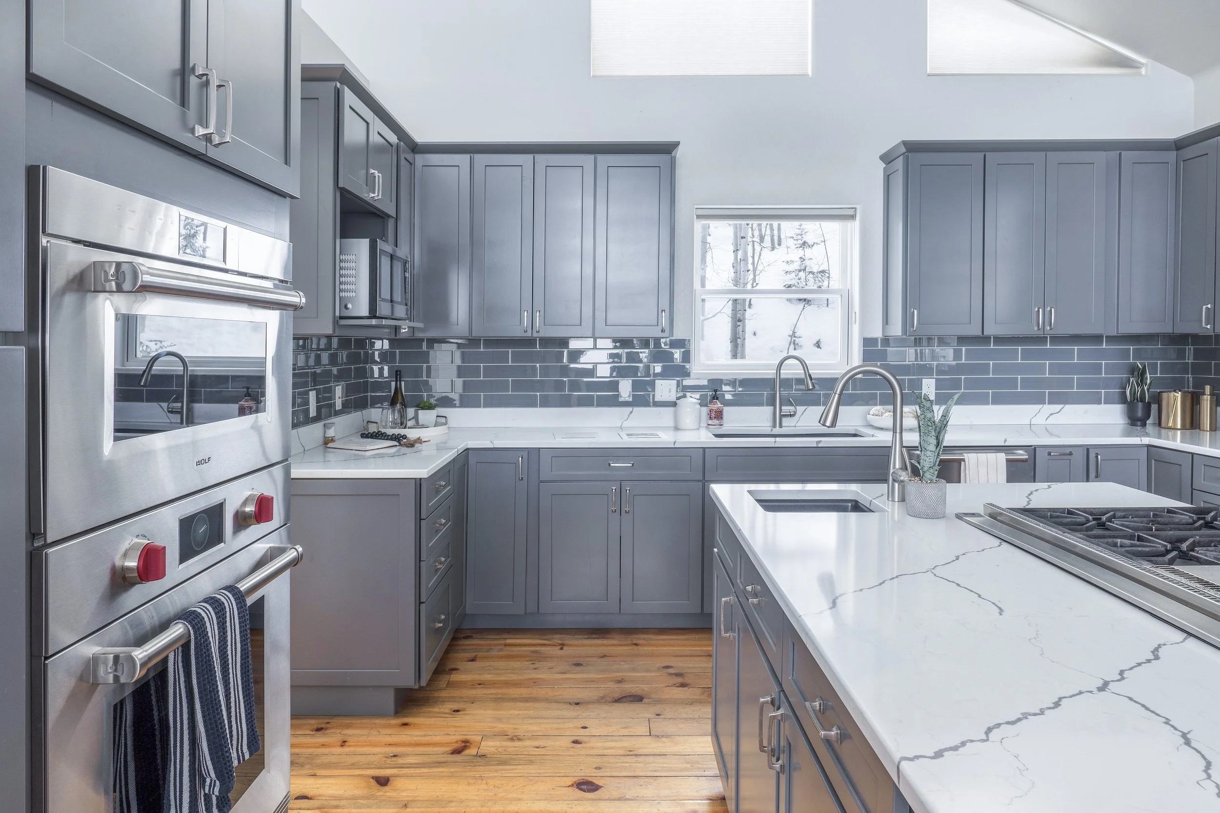 Real Estste Floyd Hill Kitchen.jpg