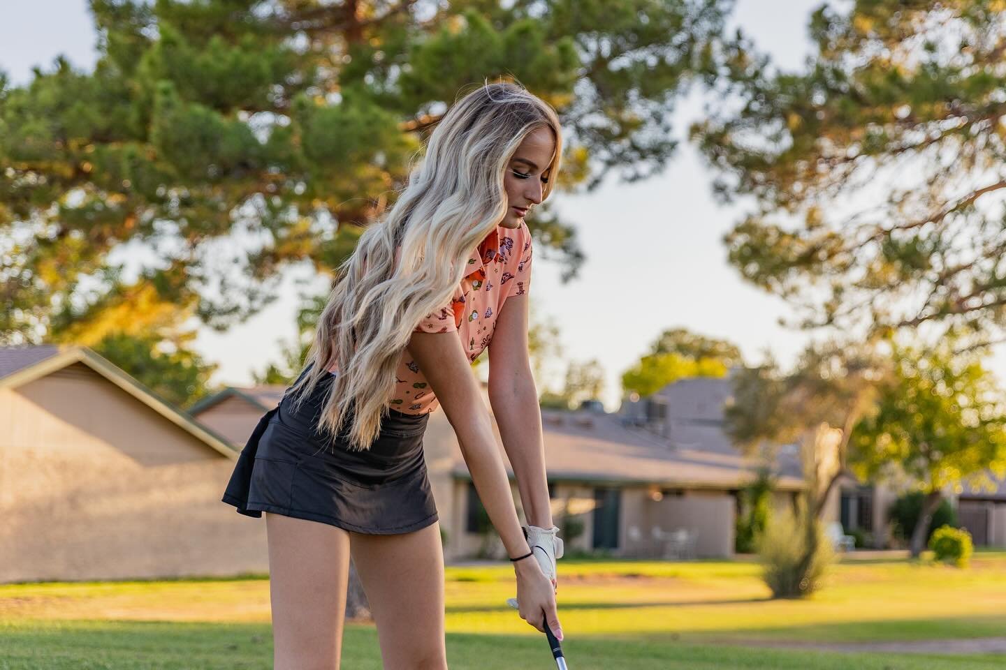 Golf is hard enough, your shirt shouldn&rsquo;t be adding to the struggle. Our custom-fit Peach Cowgirl keeps you comfy and confident! Link in bio. Go on, you know you want it.