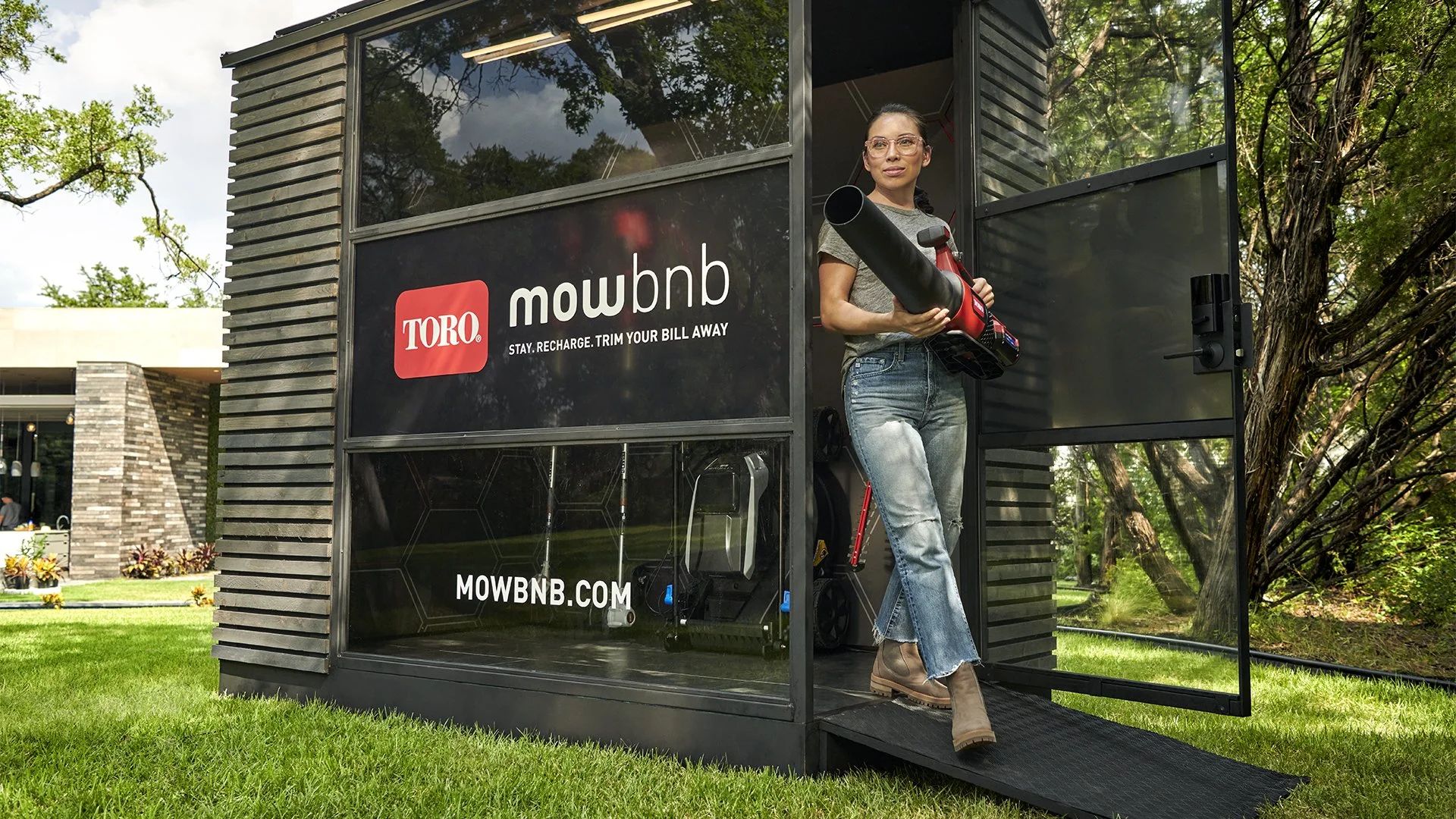Toro_mowbnb_4.jpg