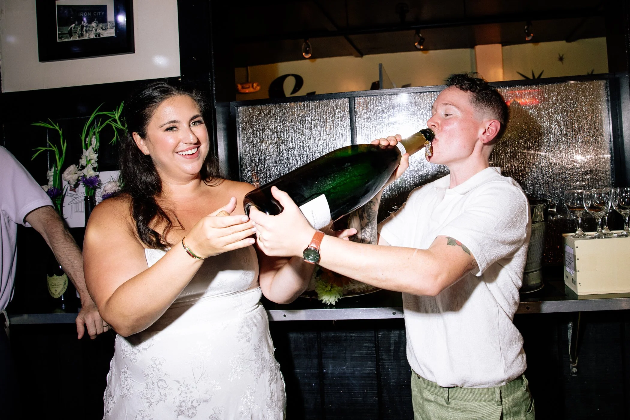 Trinas Starlight Lounge_abstn.wedd-146-0947.jpg