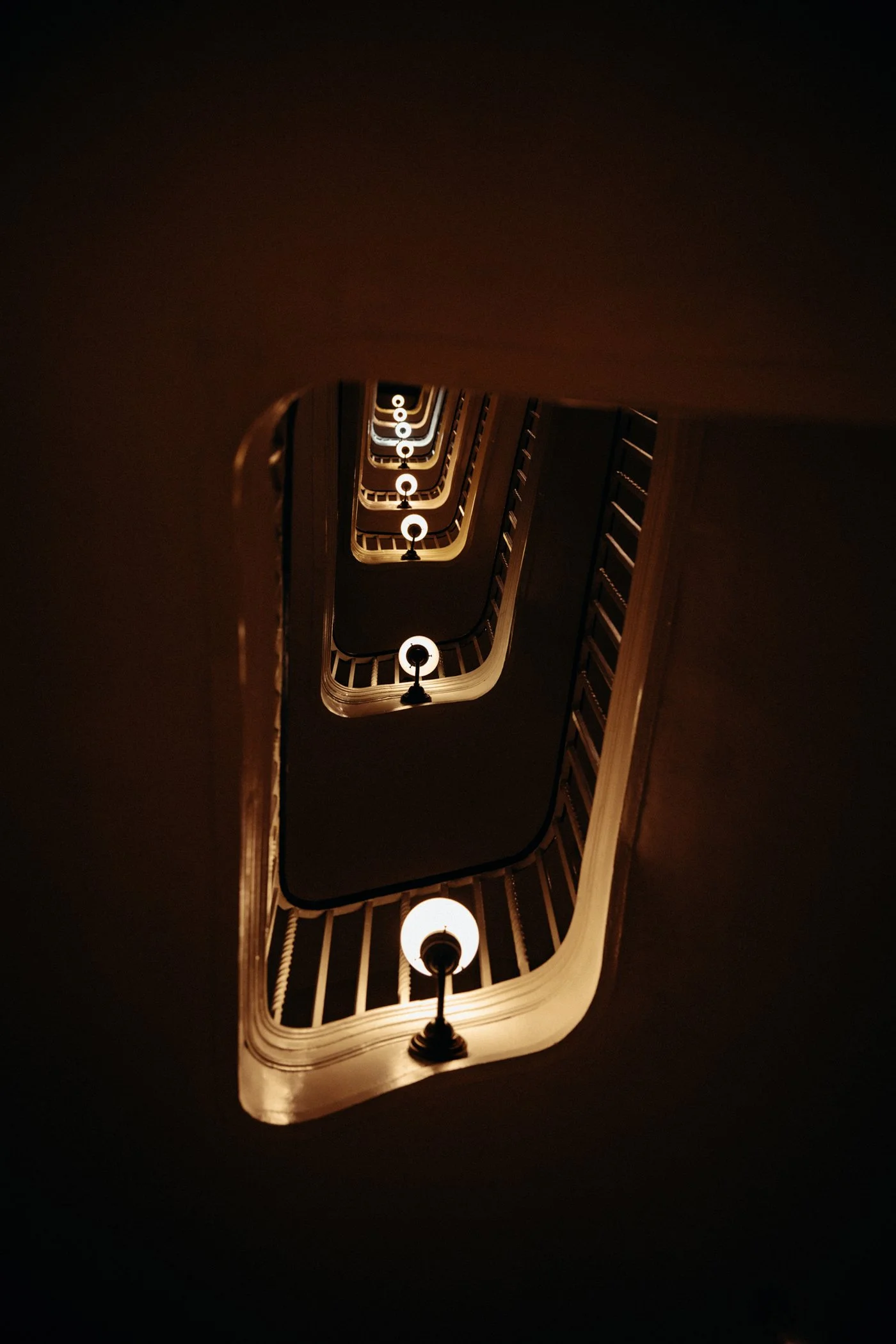 abstn.wedd-173-.jpg