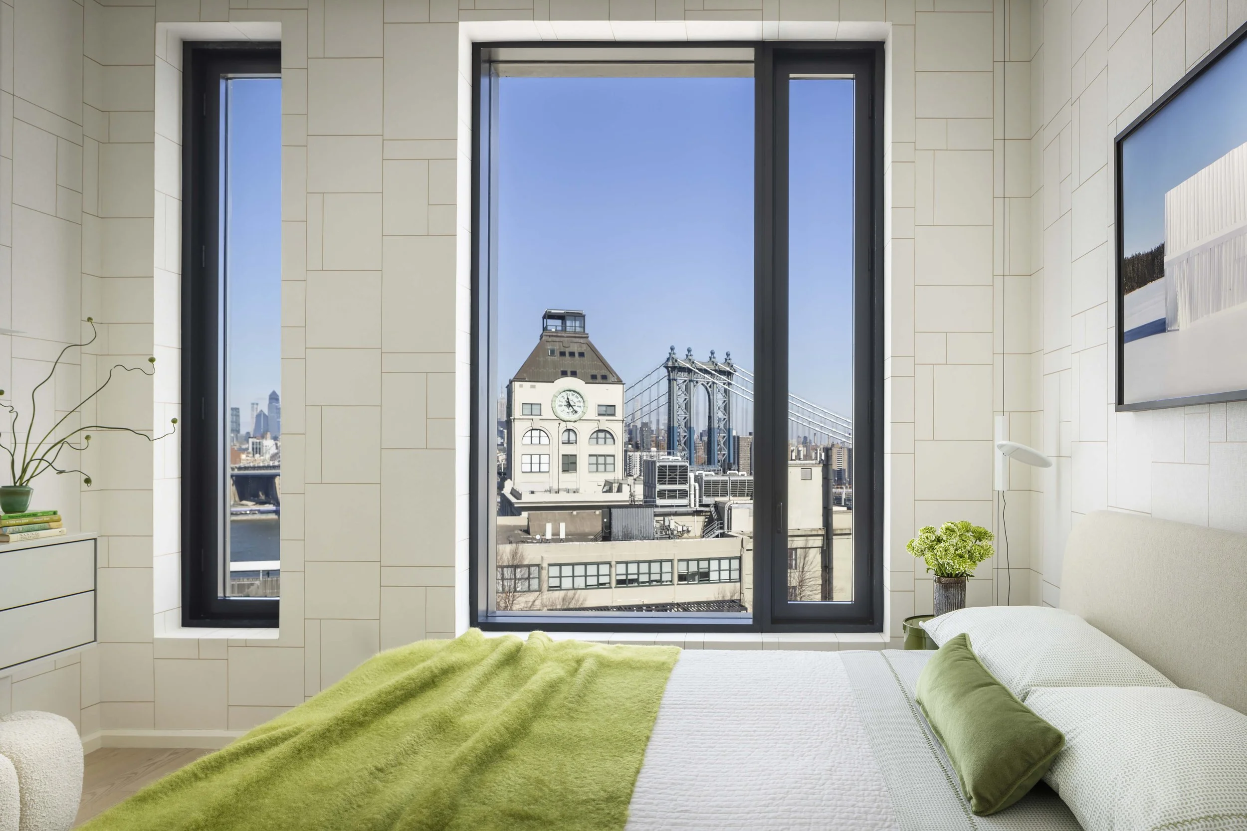 250226_JohnFerguson_OlympiaDumbo_0200 small.jpg