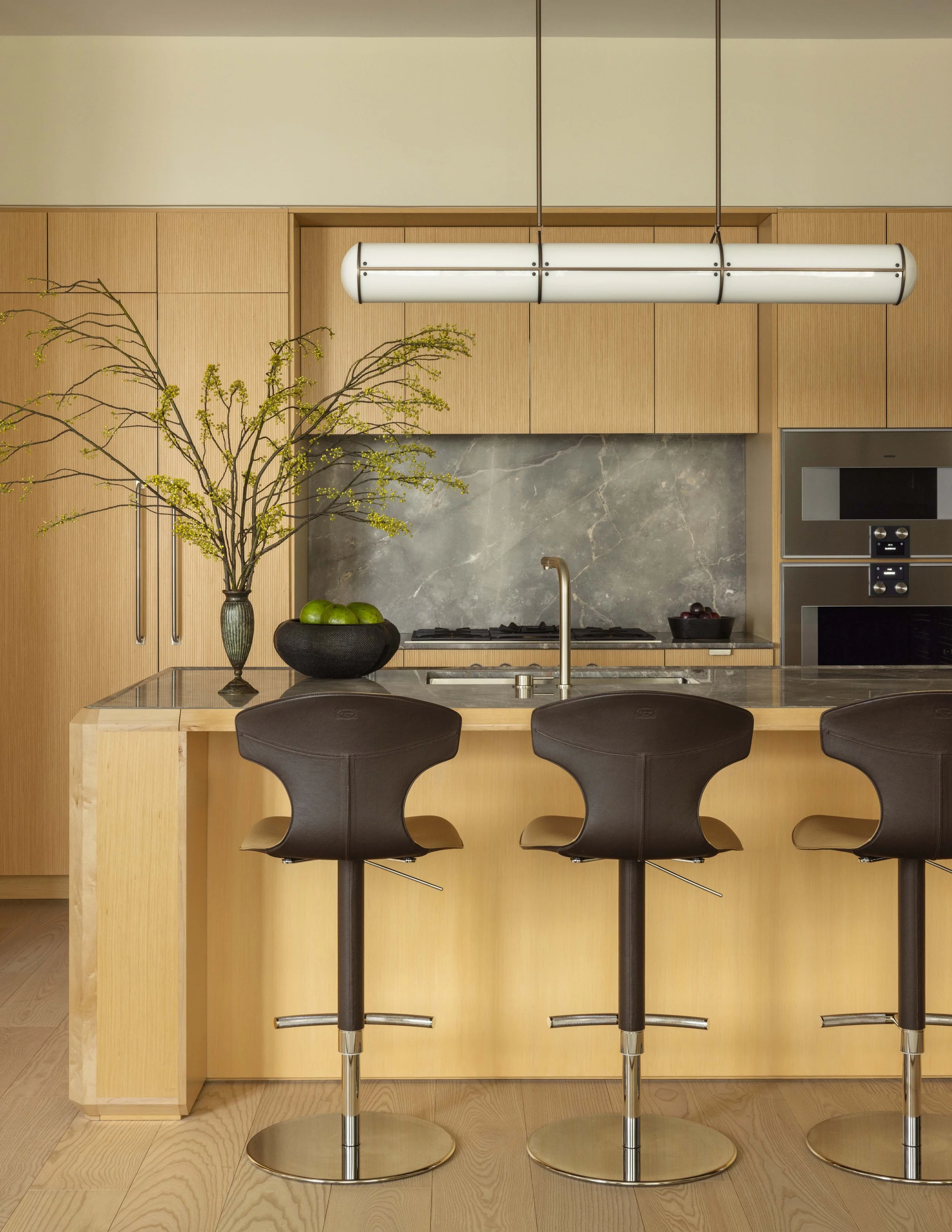 250226_JohnFerguson_OlympiaDumbo_1015 small.jpg