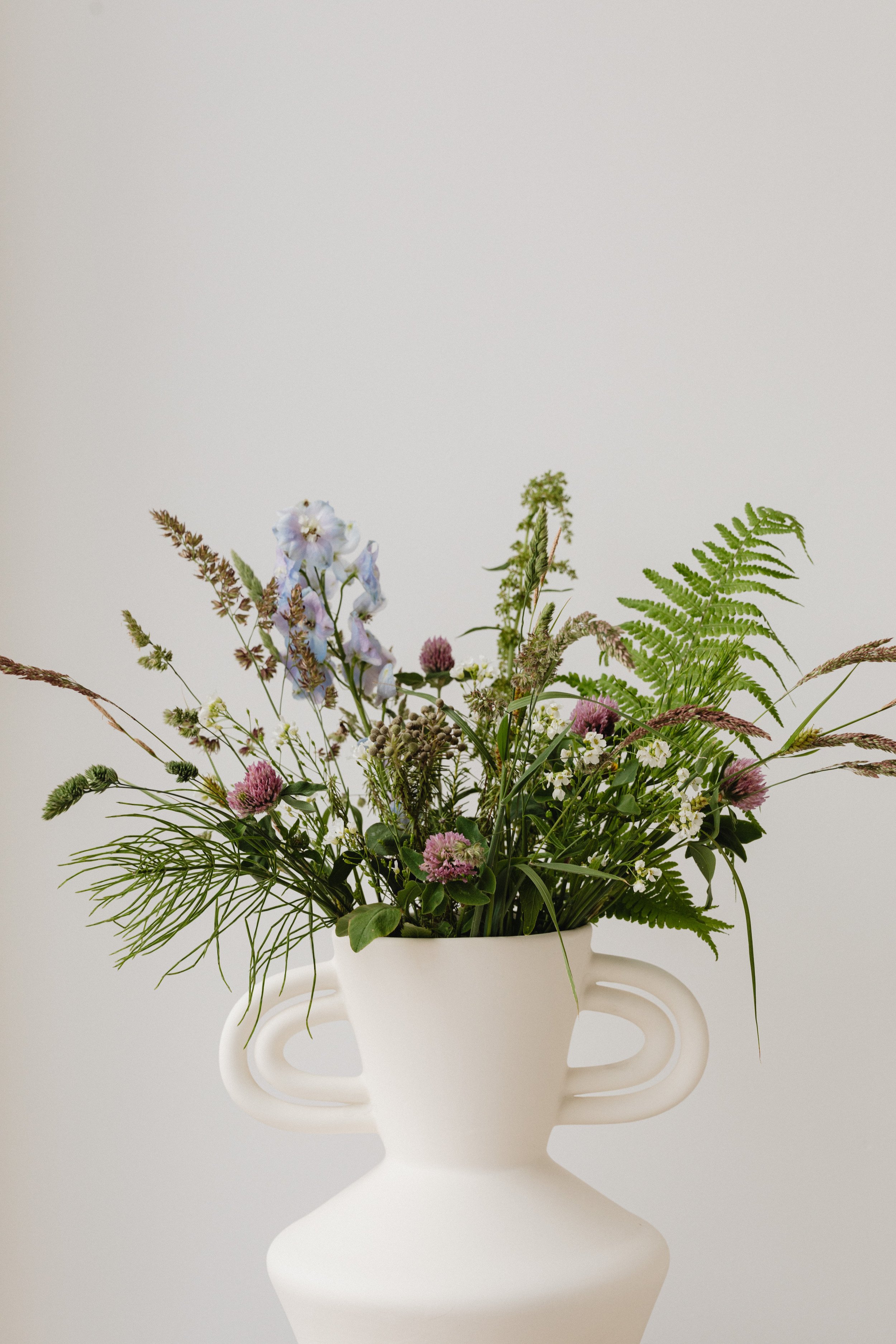 kaboompics_wildflowers-ceramic-vase-26670.jpeg