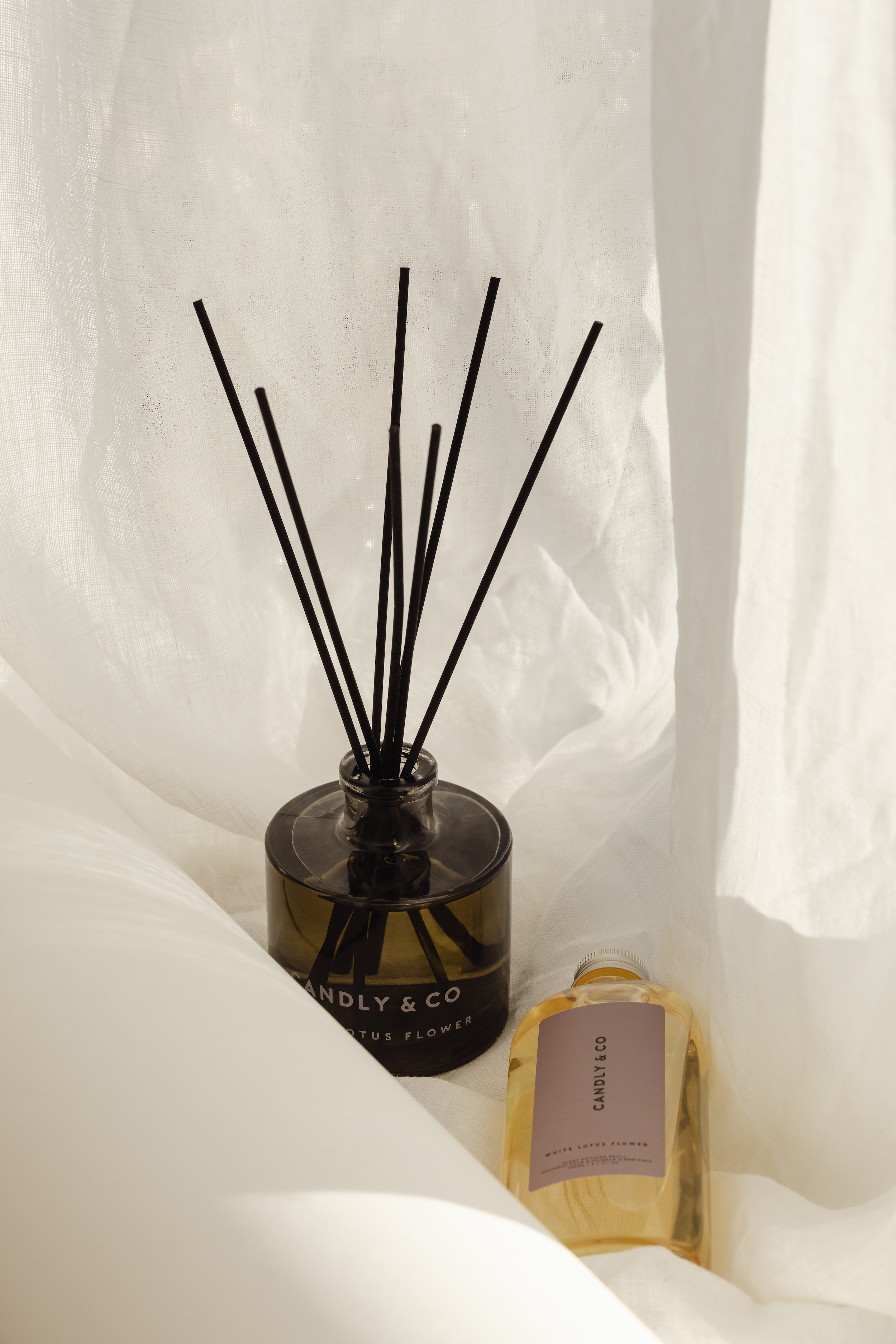 kaboompics_candles-and-diffusers-candly-fragrances-product-packaging-design-29811.jpg