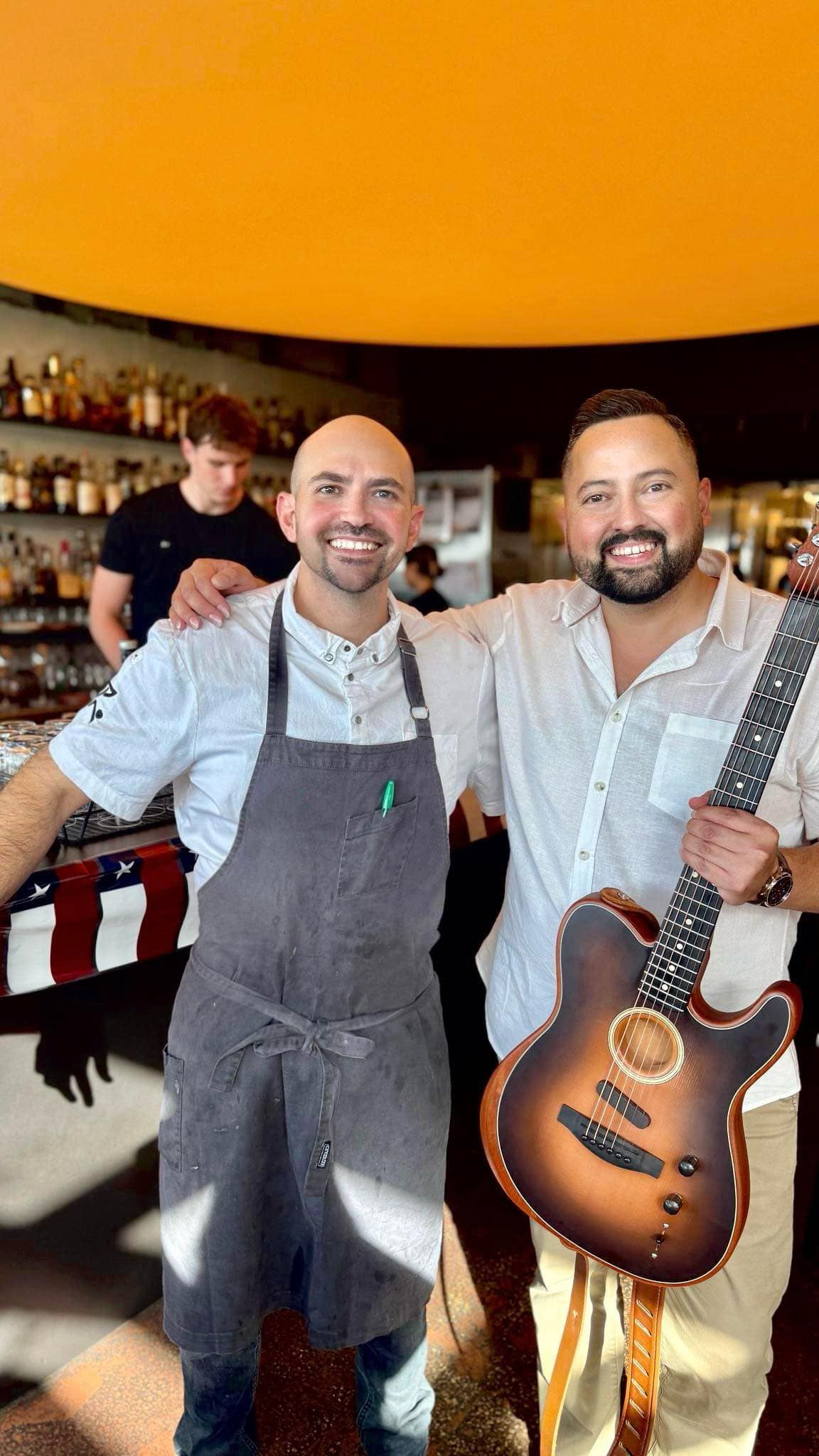 What an honour it was to play at @apechileannikkei for Chef Nico’s Chilean Asado BBQ Long Lunch as part of @newcastlefoodmonth last Sunday! Epic vibes, pisco sours, Chilean wine and of course, BBQ 🤤🇨🇱
Sharing traditional Chilean songs took
