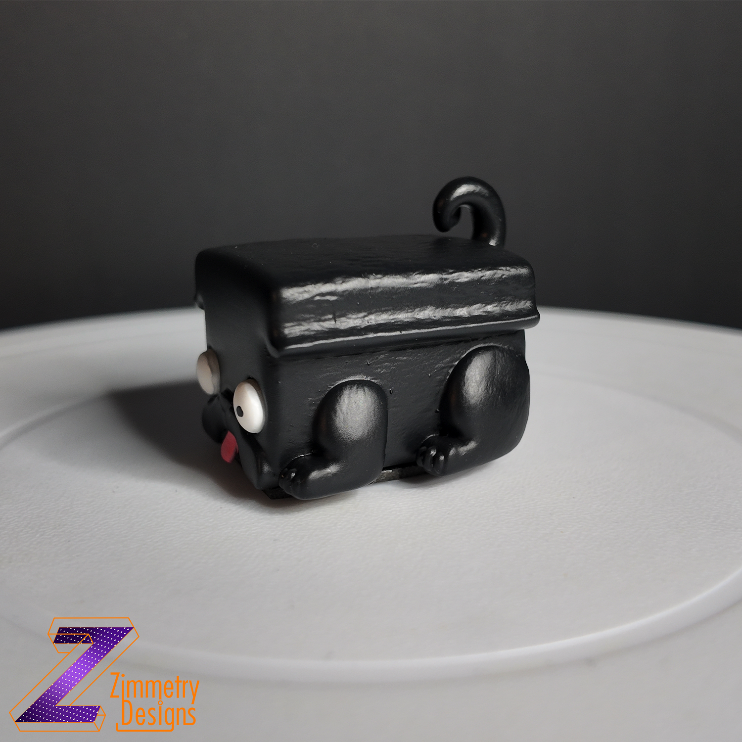 PugLoaf_Black_02.png