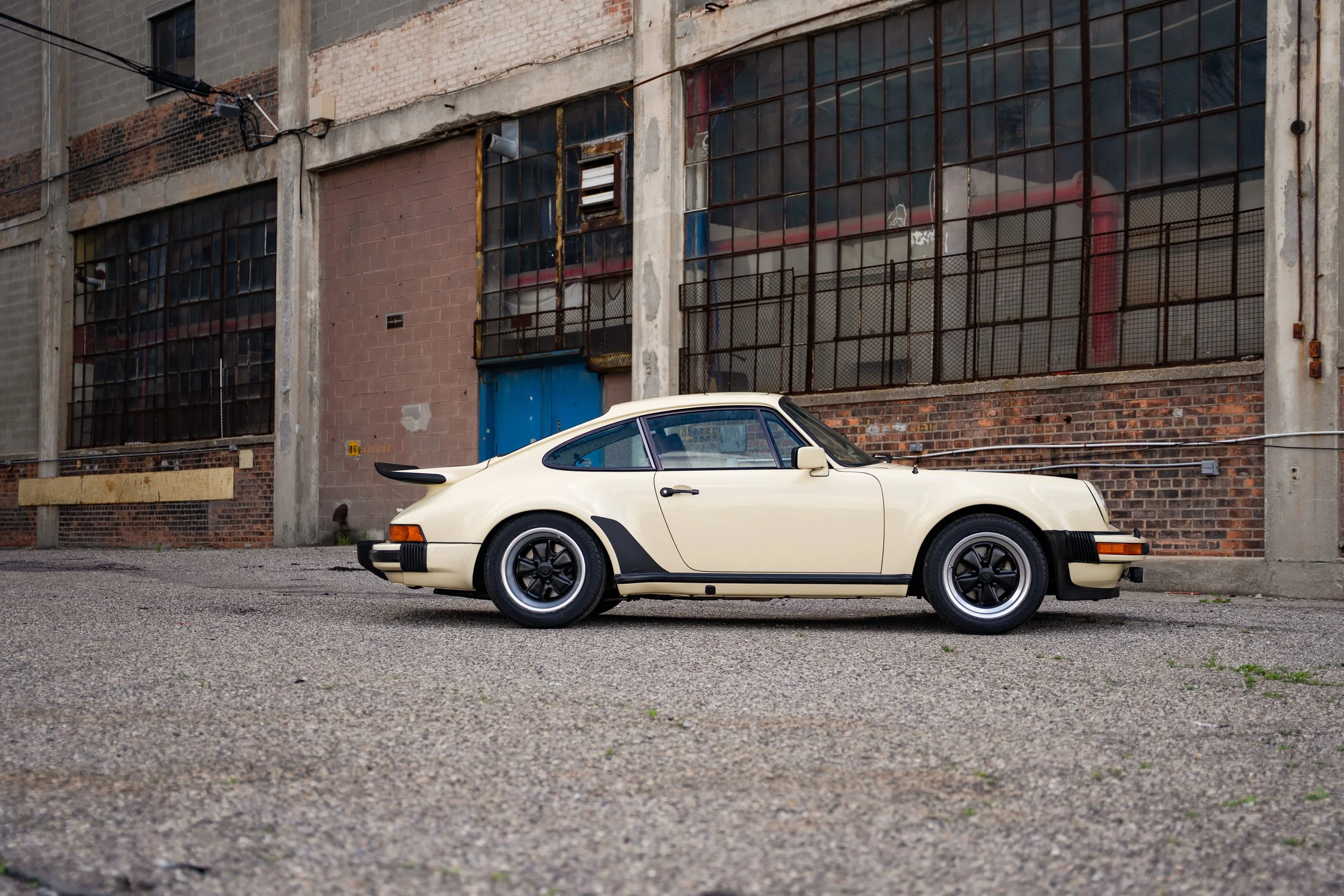 1977 Porsche 911 Turbo Carrera #0677 Advertising Photos-34.jpg