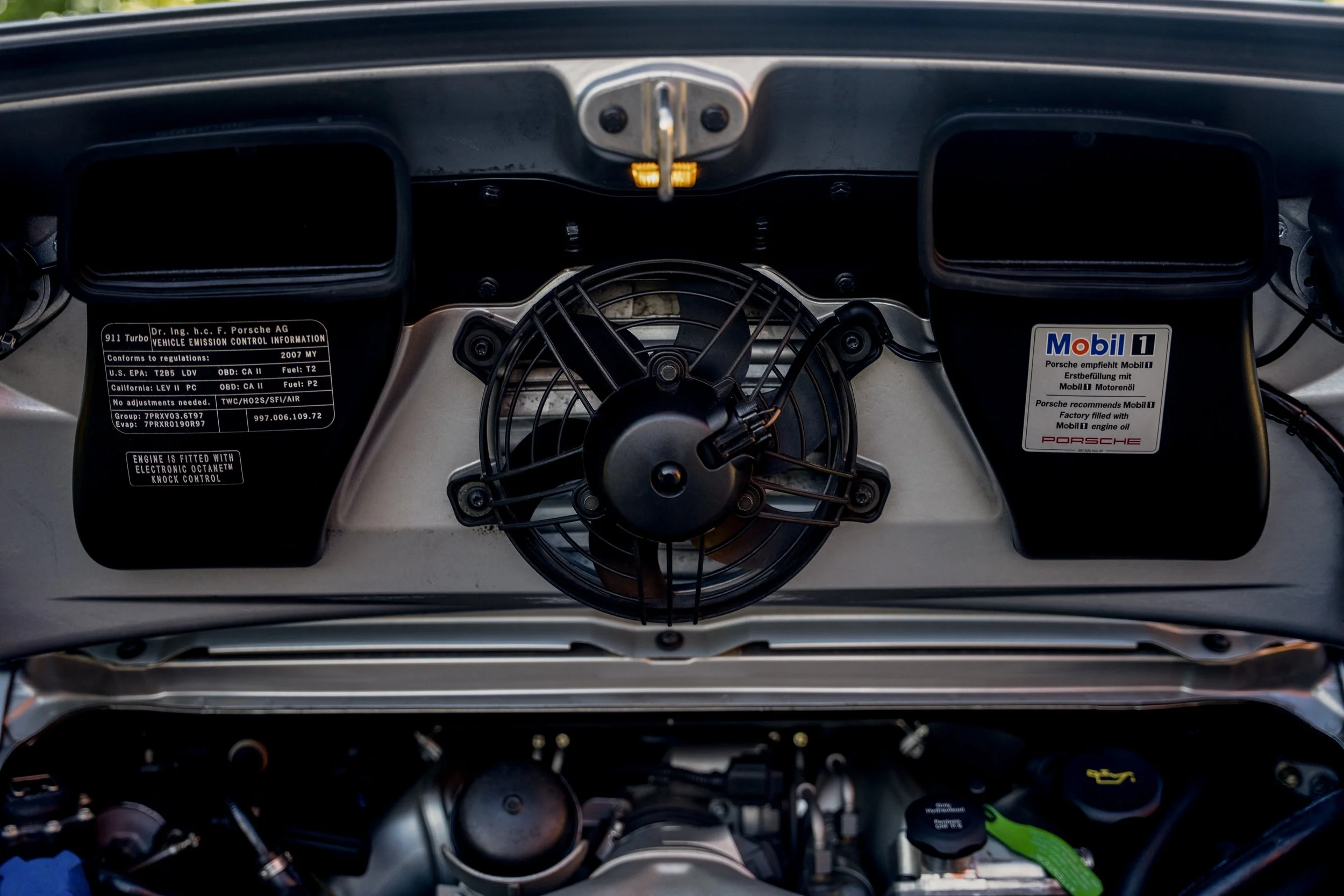 2007 Porsche 911 Turbo #4377 Advertising Photos-2-10.jpg