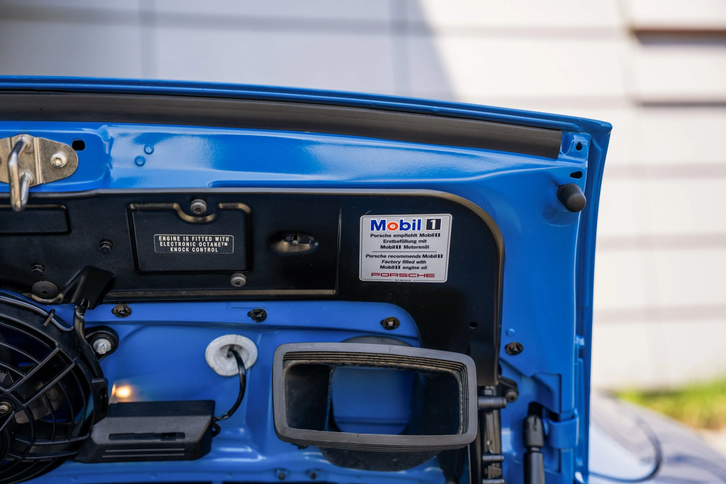 2011 Porsche 911 Speedster_Advertising #5566-68.jpg